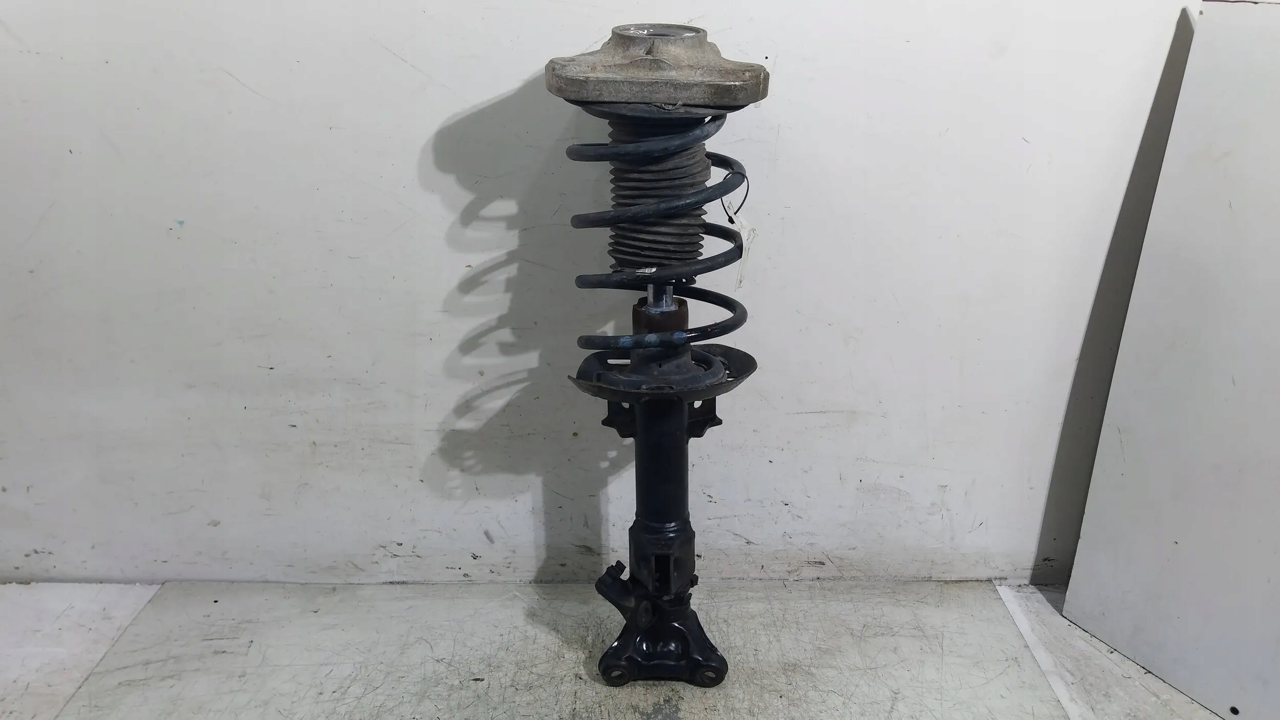 shock absorber front left right A2123200313 Mercedes E Klasa W212 2.2CDI