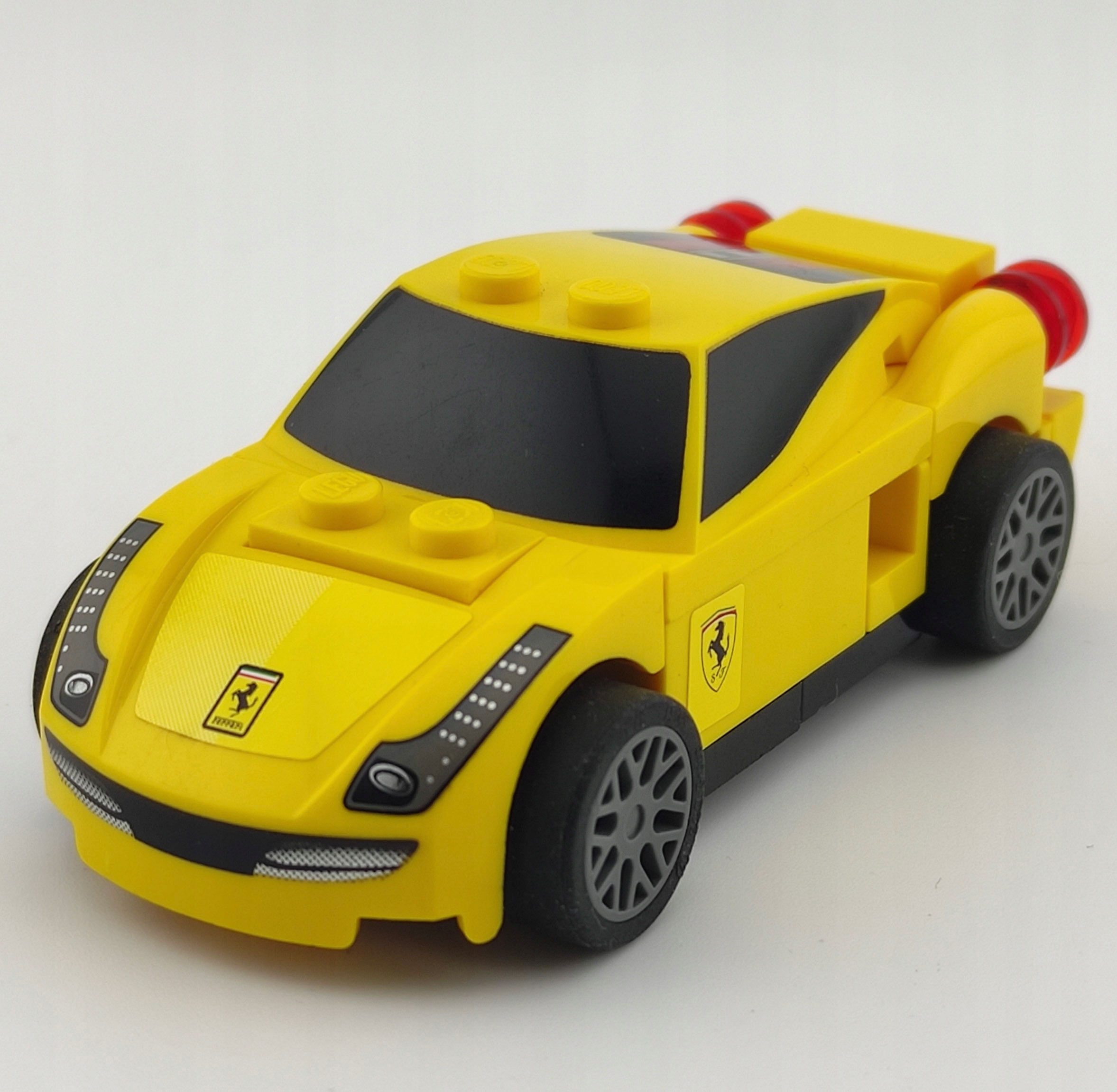 Używane LEGO Shell - 458 Italia - 30194