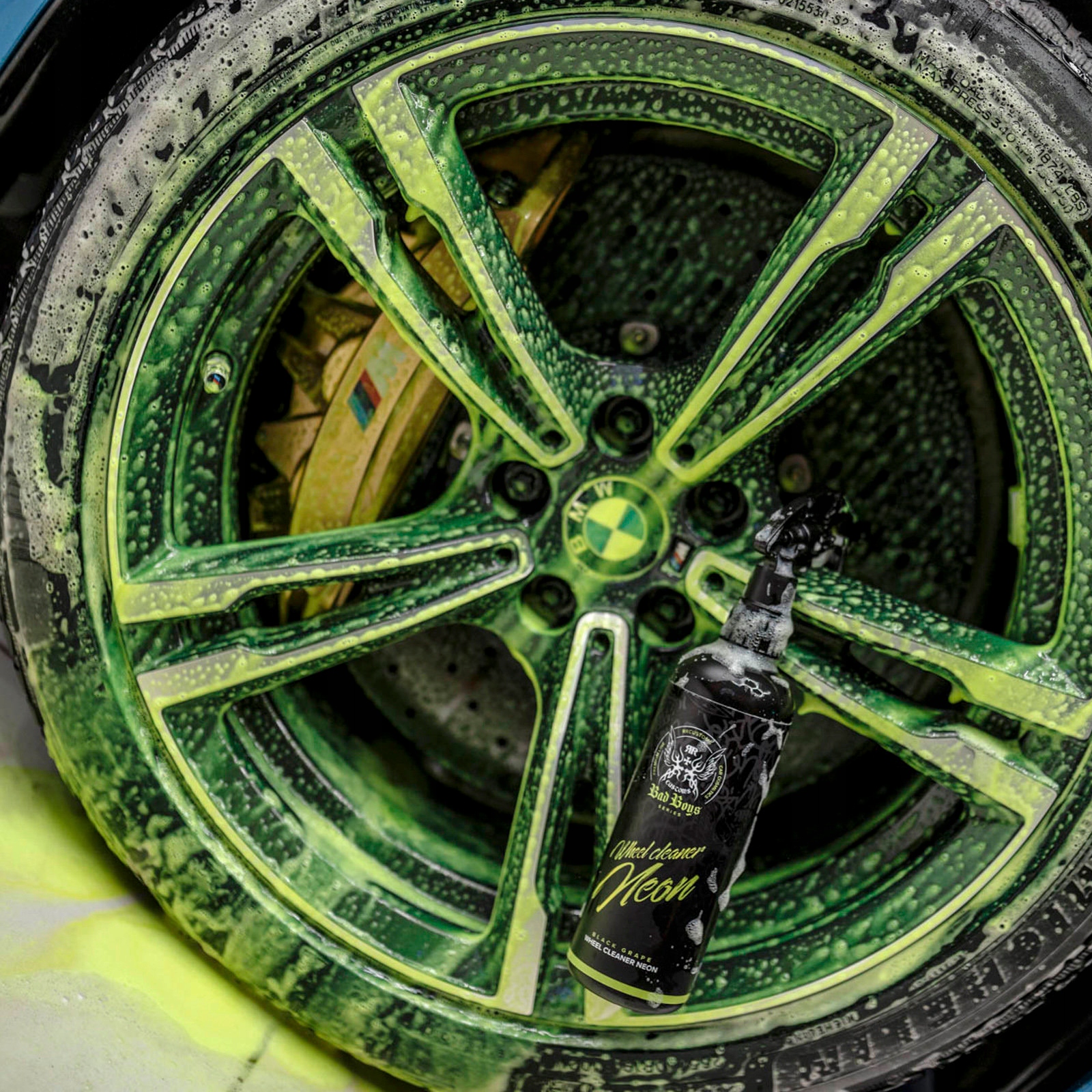 RR CUSTOMS RRC BAD BOYS WHEEL CLEANER NEON 5l do felg Producent RRCustoms
