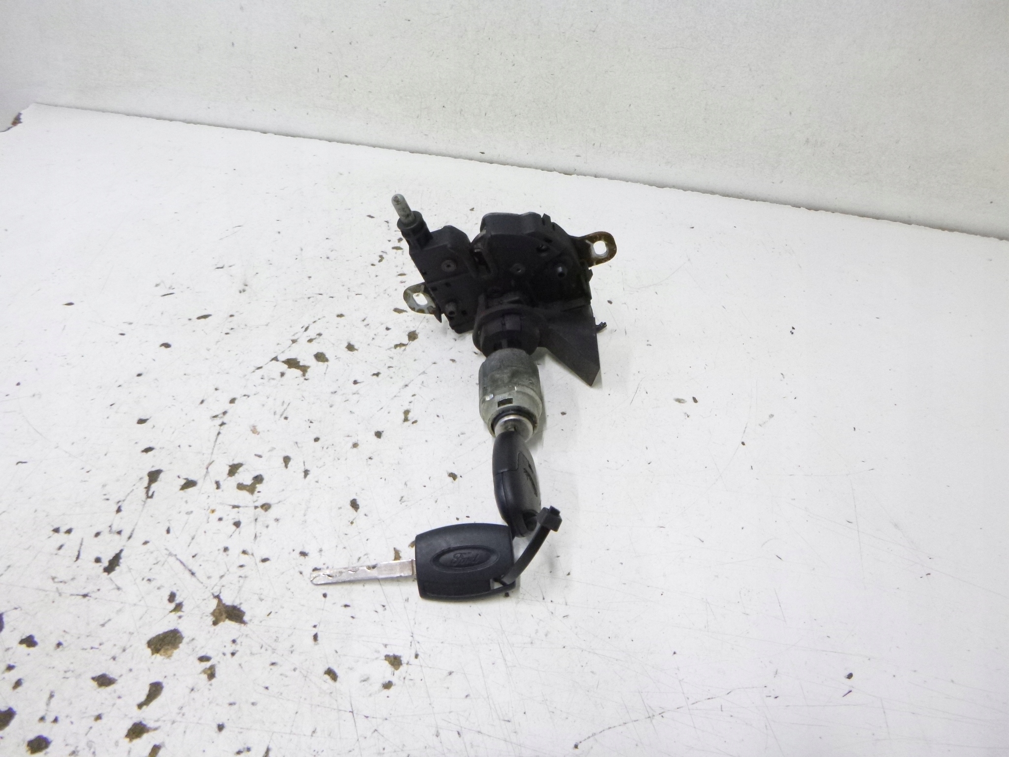 bonnet latch lock + key Ford Focus II 2006r.