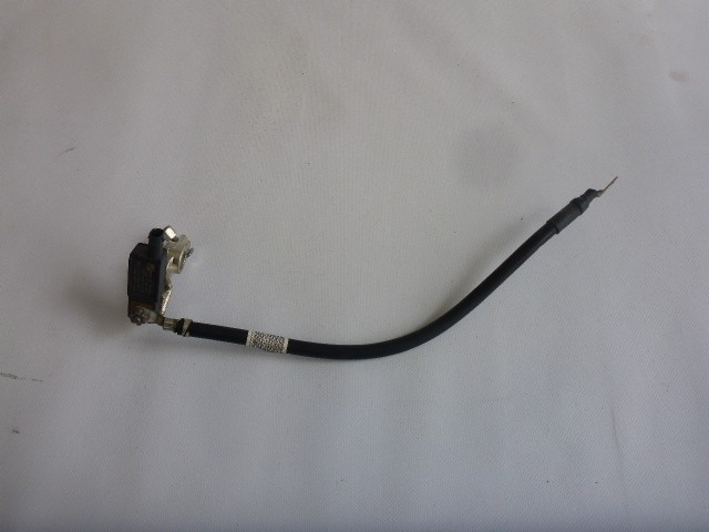 KLEMA MINUSOWA MINUS MERCEDES W205