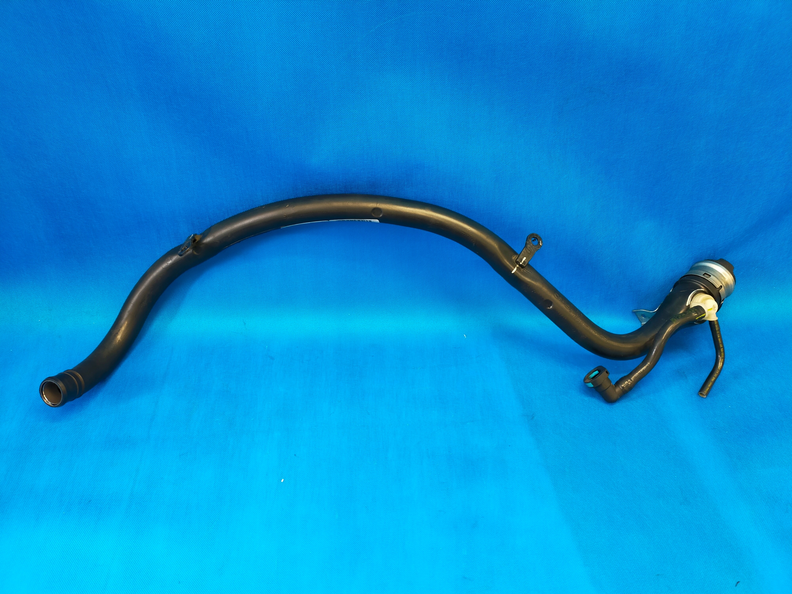 BMW X5 F15 2014 R XDRIVE 30 D 190KW RURA WLEWU PALIWA KOREK 7186702