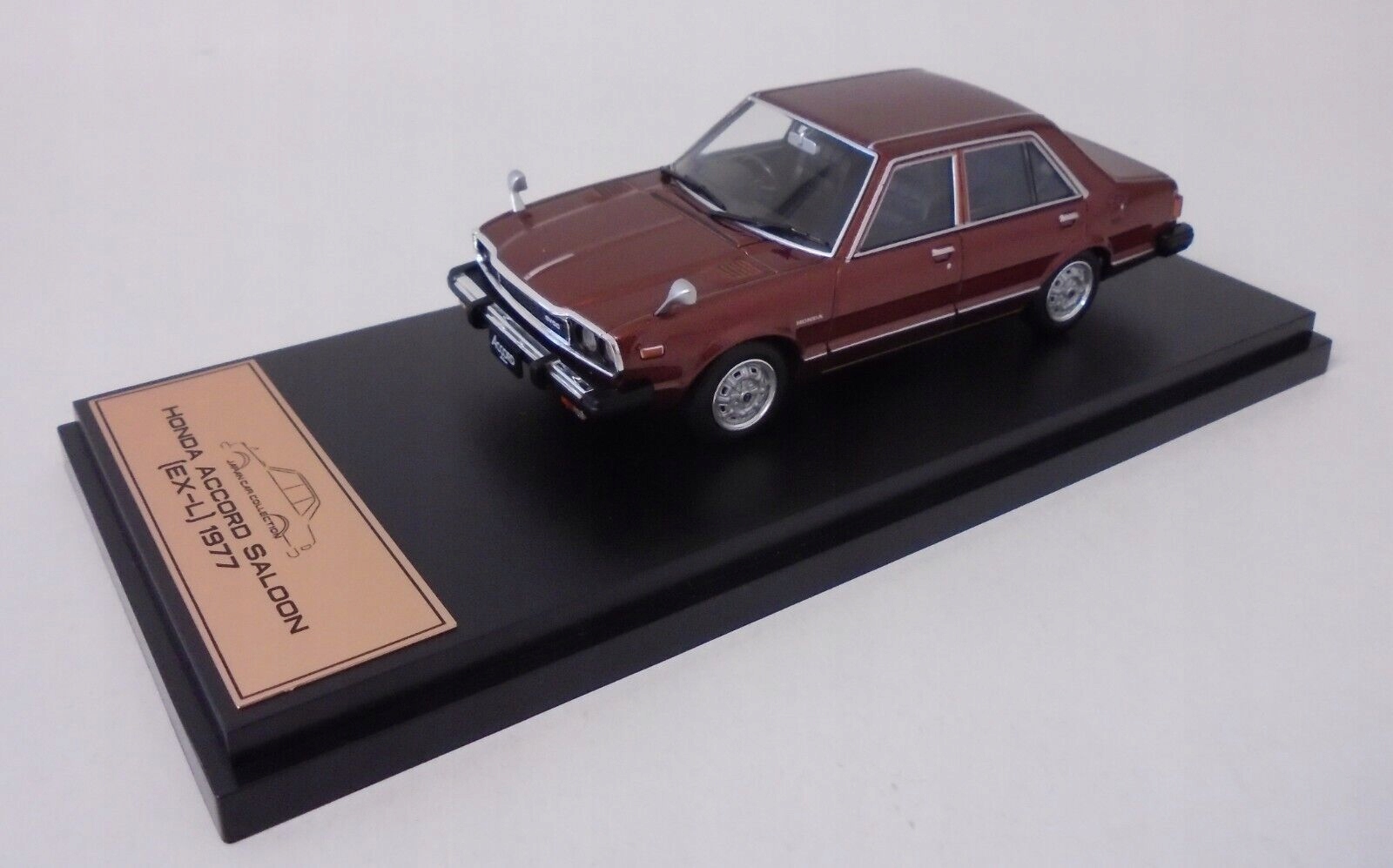 Honda Accord Saloon (ex-l) 1977 1/43 PremiumX