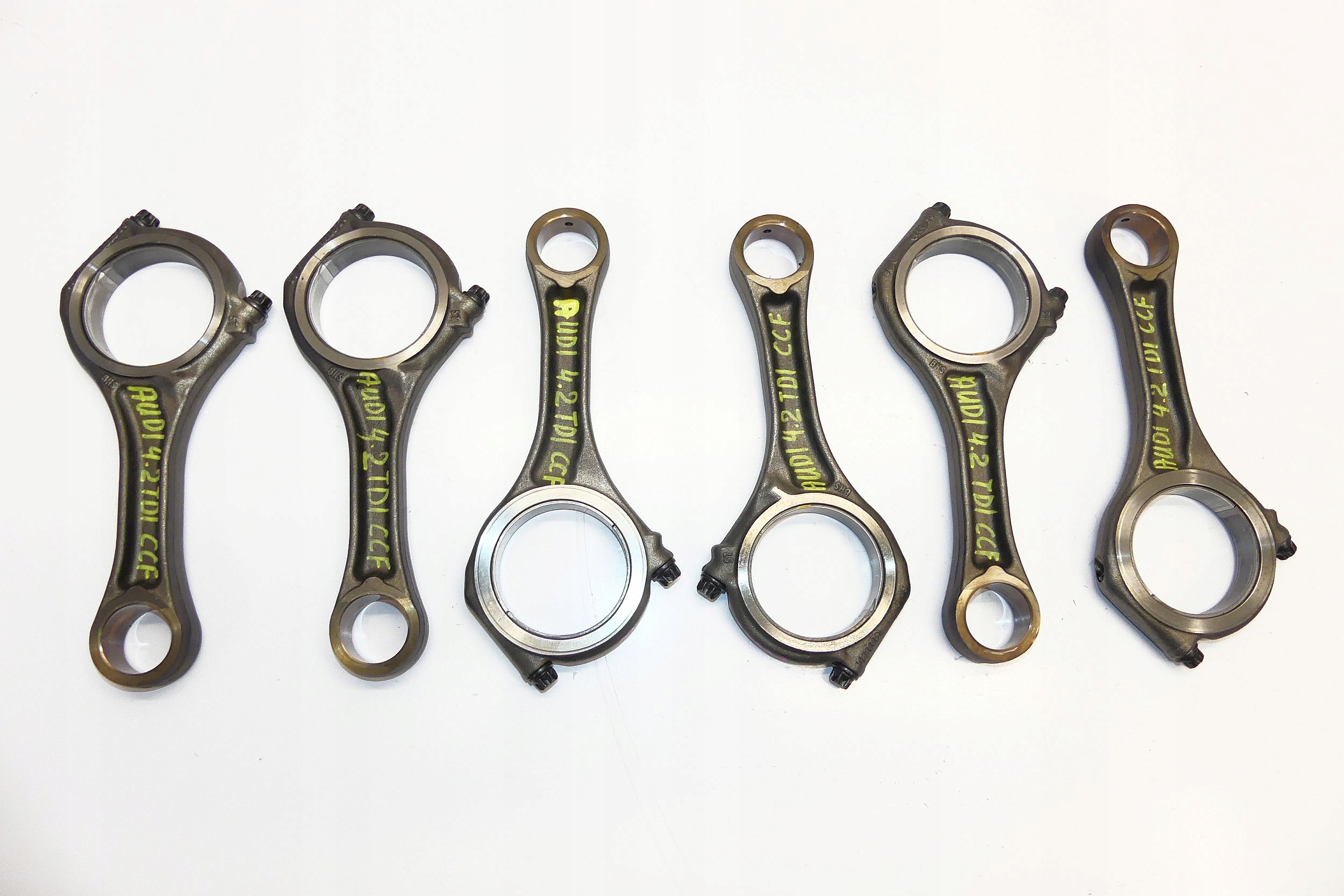 057E - Audi Q7 4.2 TDI CCF шатун