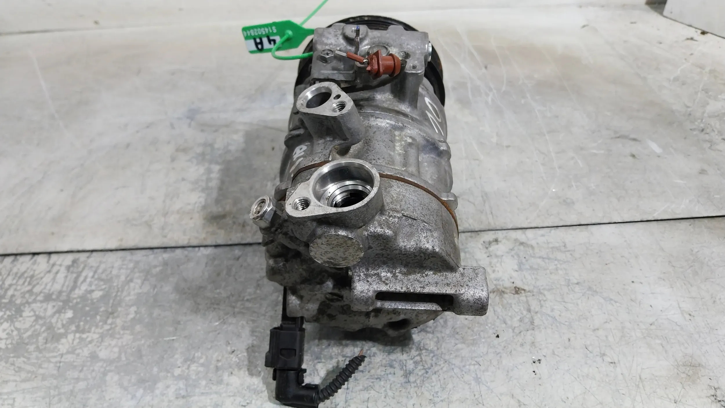 air conditioning compressor compressor; 8T0260805T Audi A4 A5 A6 Q5 2.0 TDI