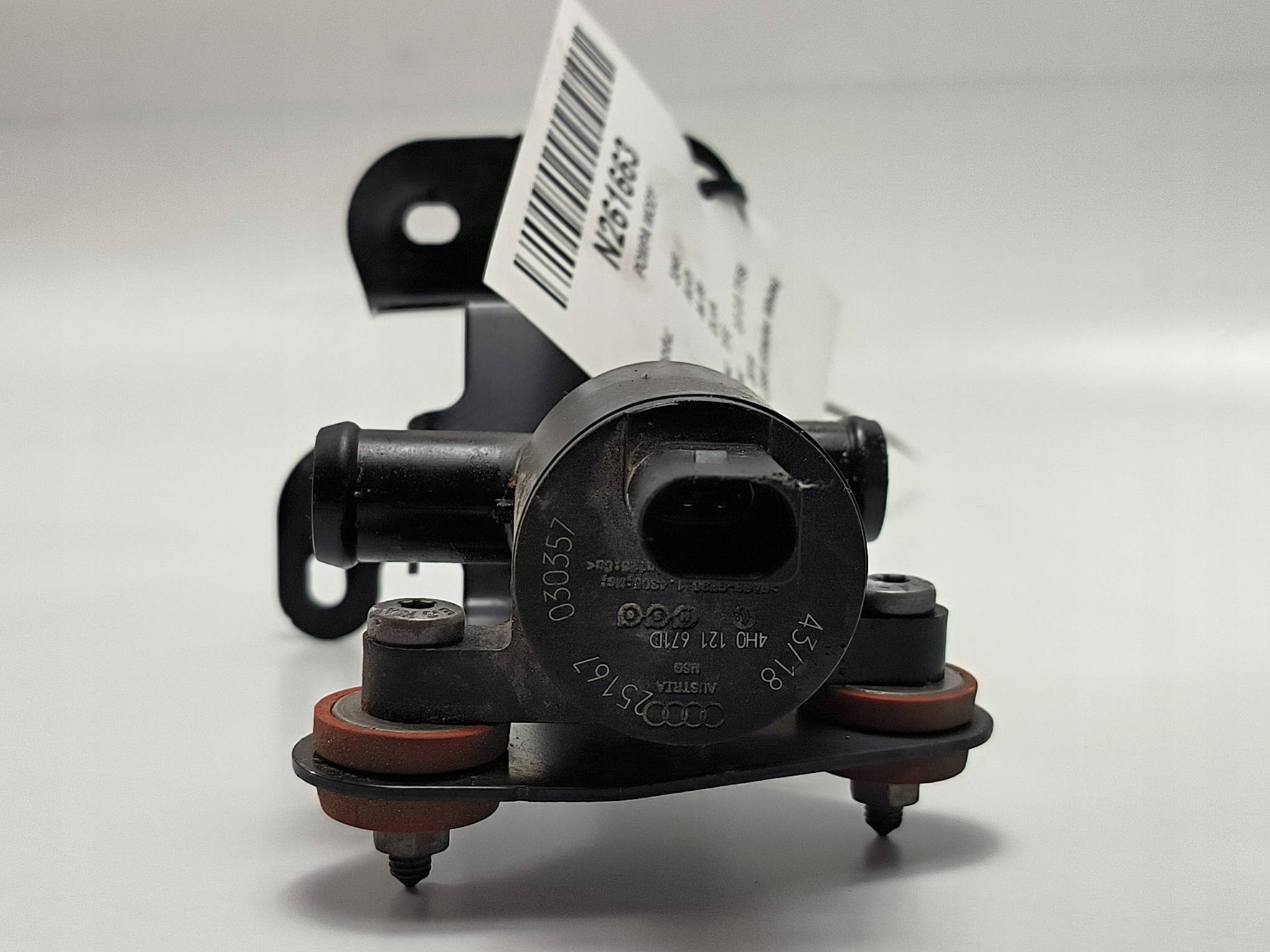 water pump 8W1819263B AUDI A4 B9 S-LINE