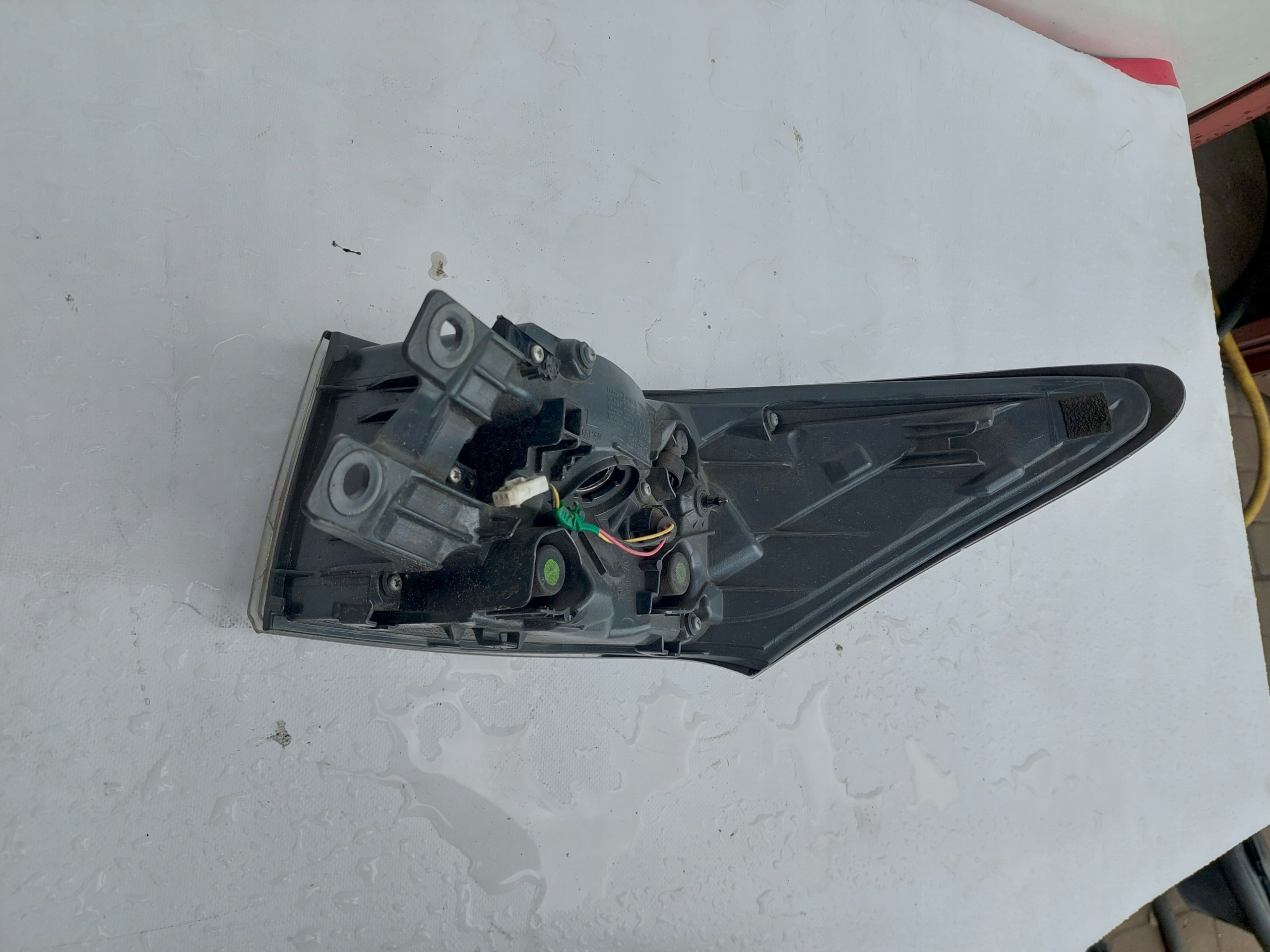 lexus CT 2011-2016 фонарь левый задний