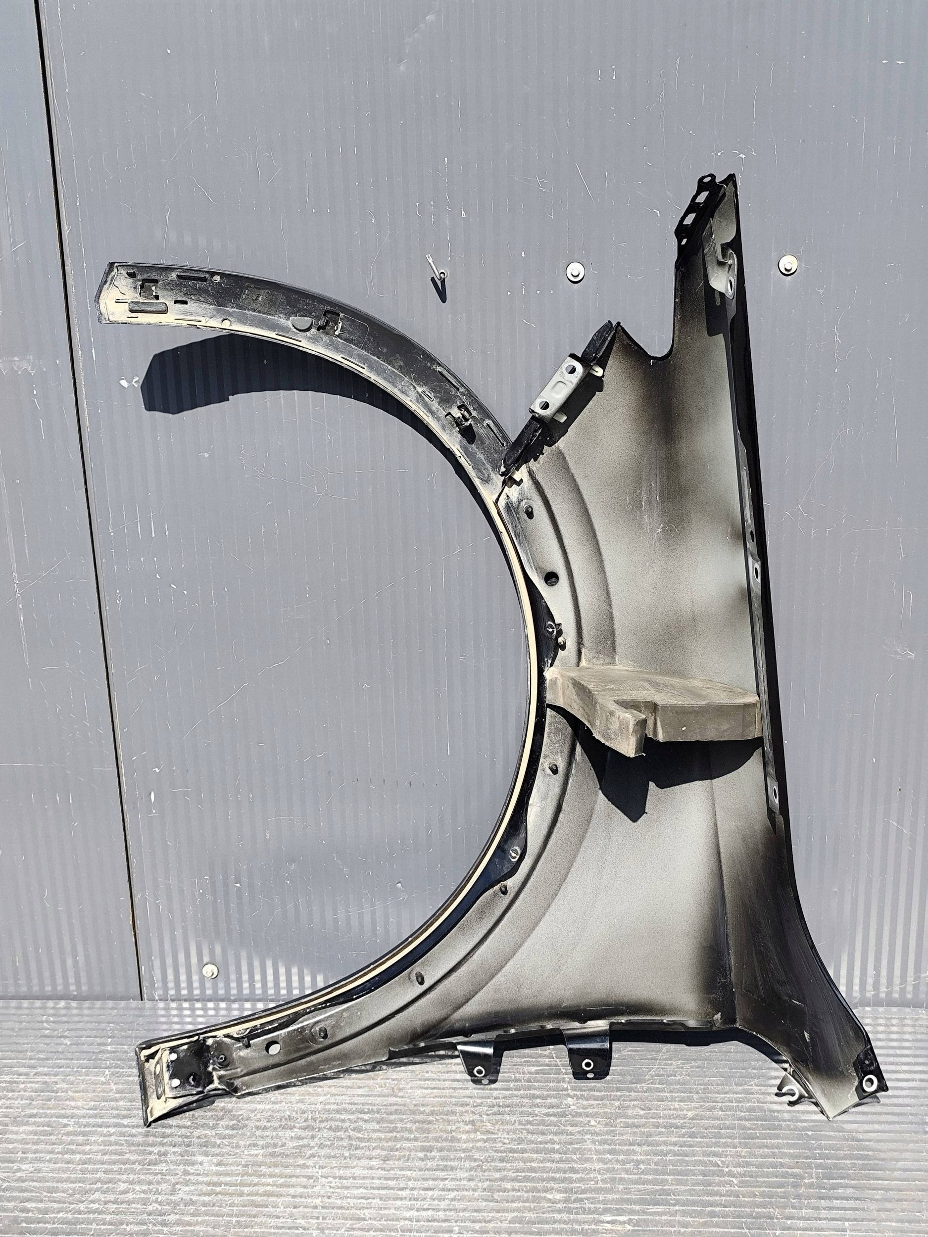 CUPRA FORMENTOR fender front right complete DEMONTAZ