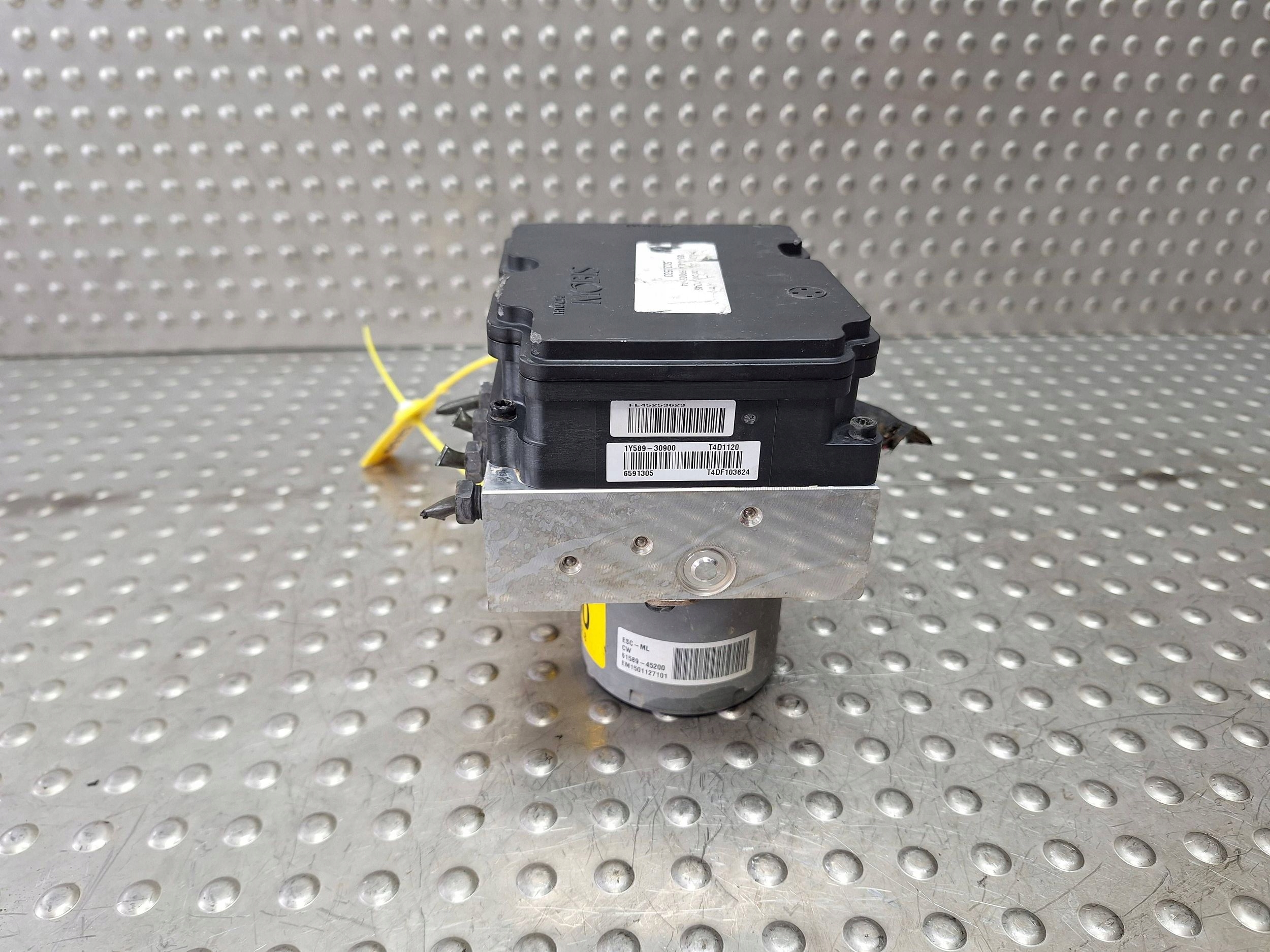 pump control unit ABS 58910-1Y600 61589-45200 KIA PICANTO II 1.0B