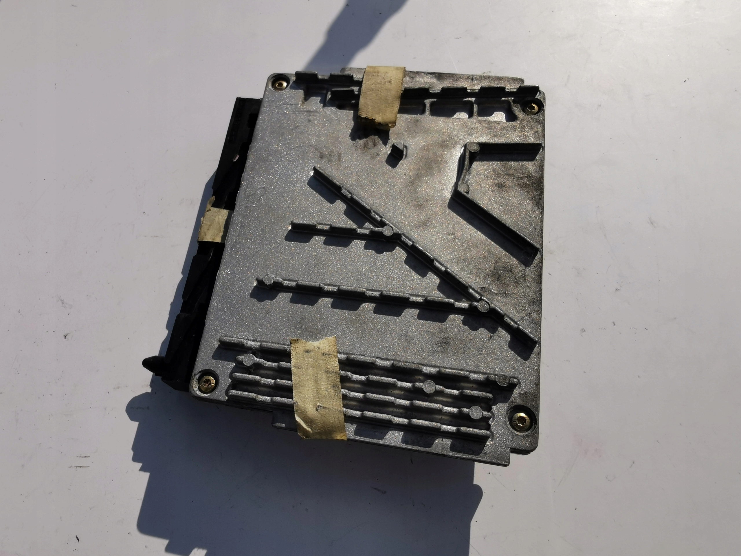 VOLVO S80 2.5D 0281001776 09496667A computer ECU