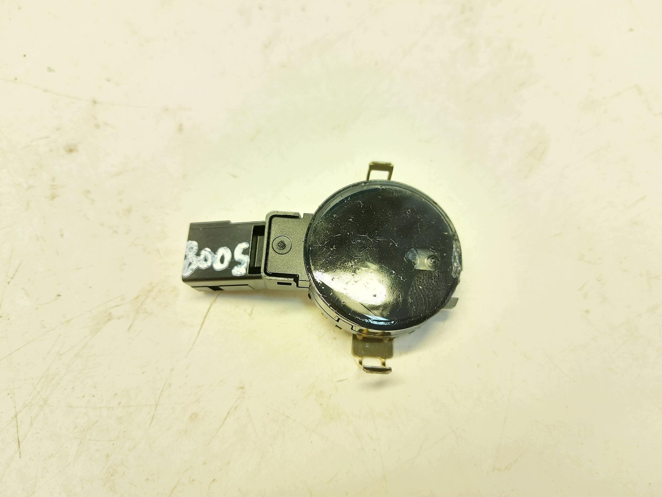 Peugeot 5008 III E5008 sensor rain windows przedniej 9863991480