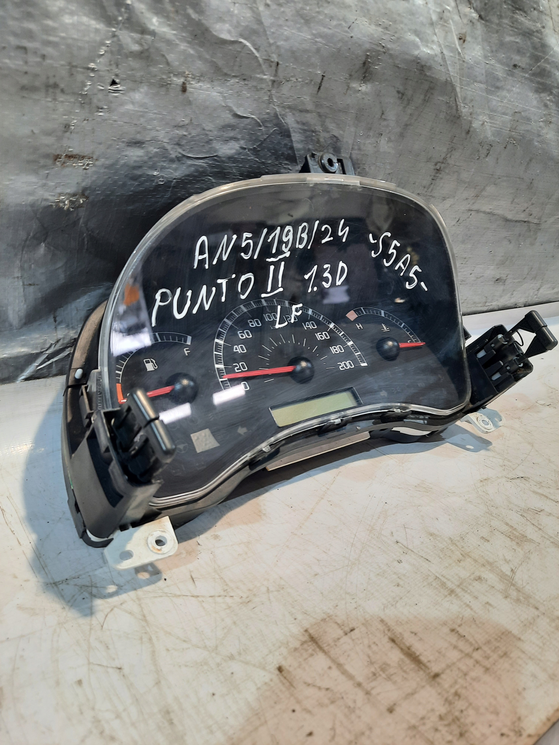 555000460104 dials FIAT PUNTO II 1.3 JTD