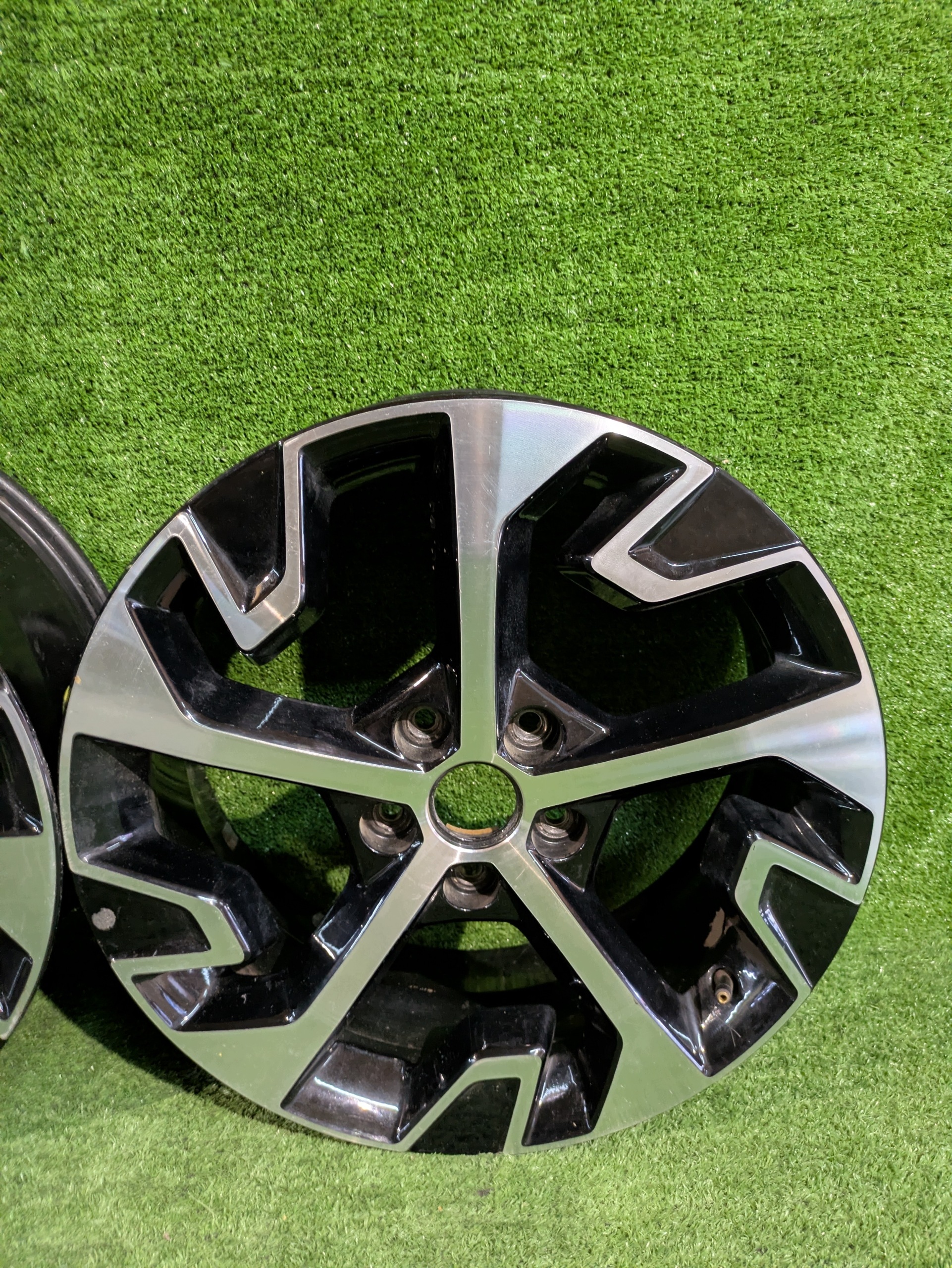 disc disc aluminium KIA SPORTAGE V 18" x 7.5J ET51 NR.F275