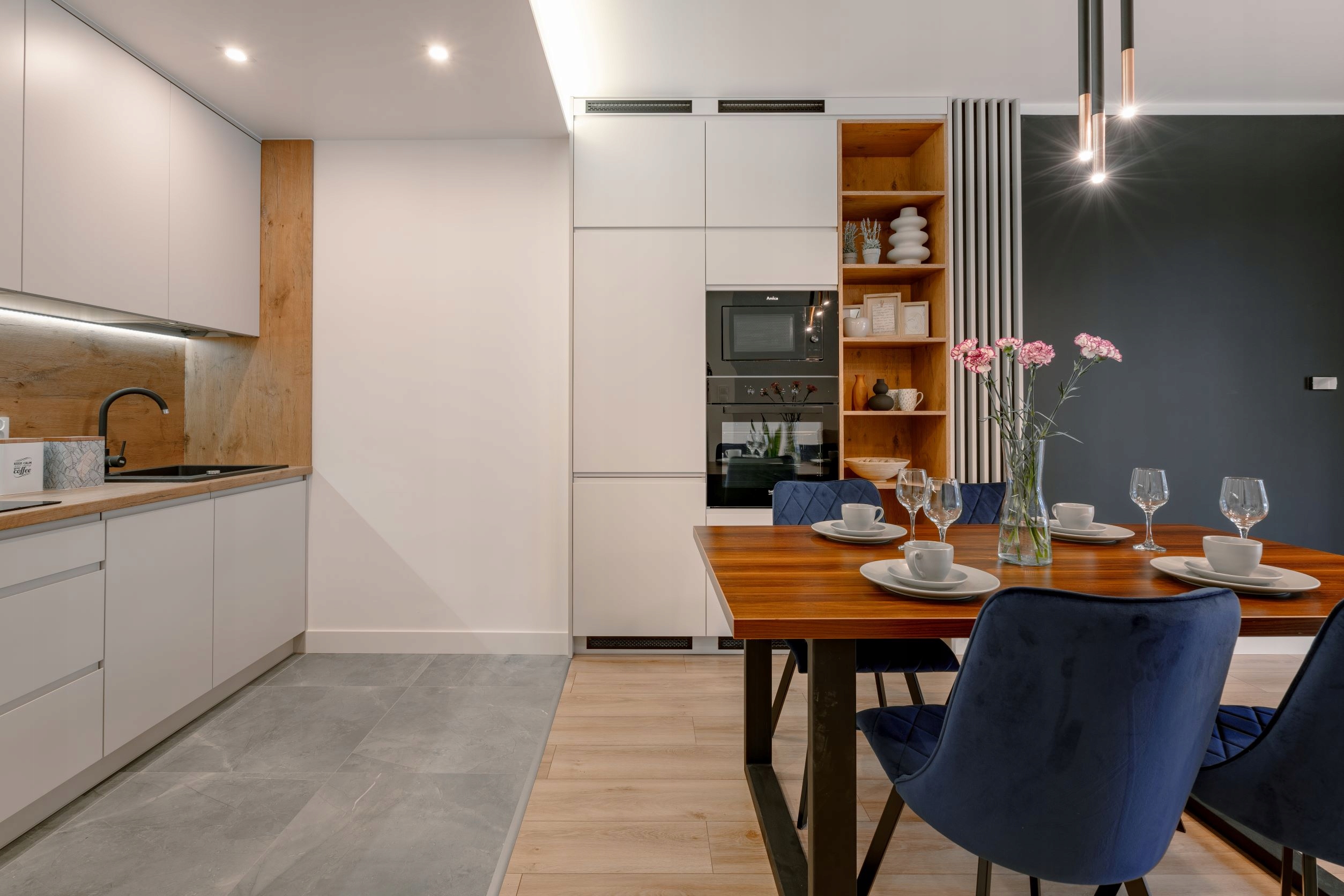 NOGI DO STOŁU METALOWE 60x72 cm PROFIL 8x2 cm CZARNE BIAŁE LOFT INDUSTRIAL Liczba sztuk w ofercie 1 szt.