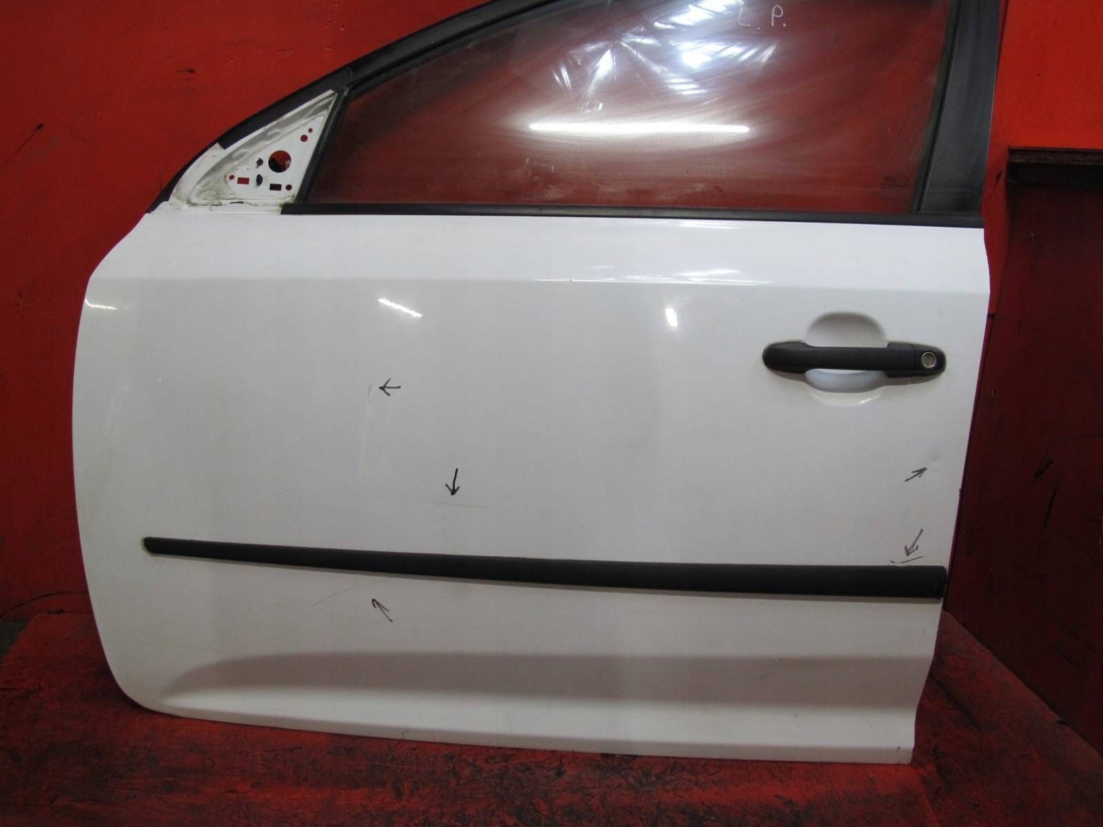 KIA CEED 1 and ED 06-09 5D HB BIALE door front front left WD CEED