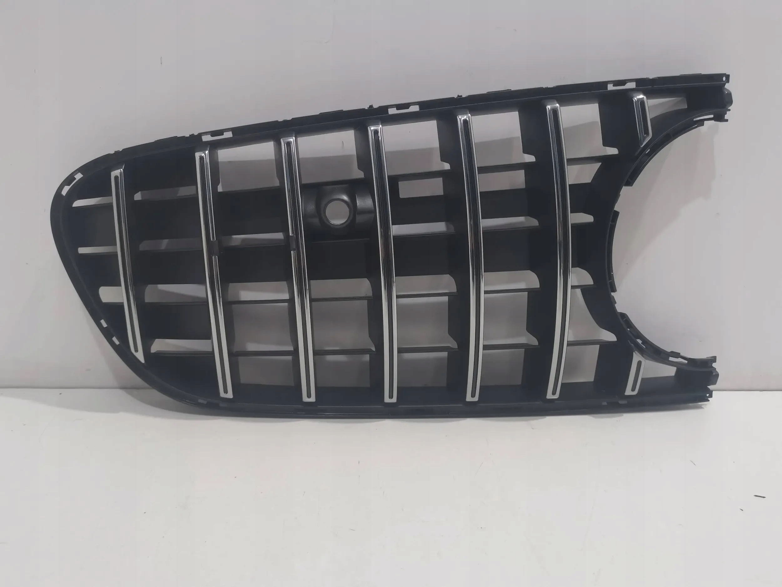 Mercedes-Benz AMG GT R190 C190 grill atrapa idealna nowa