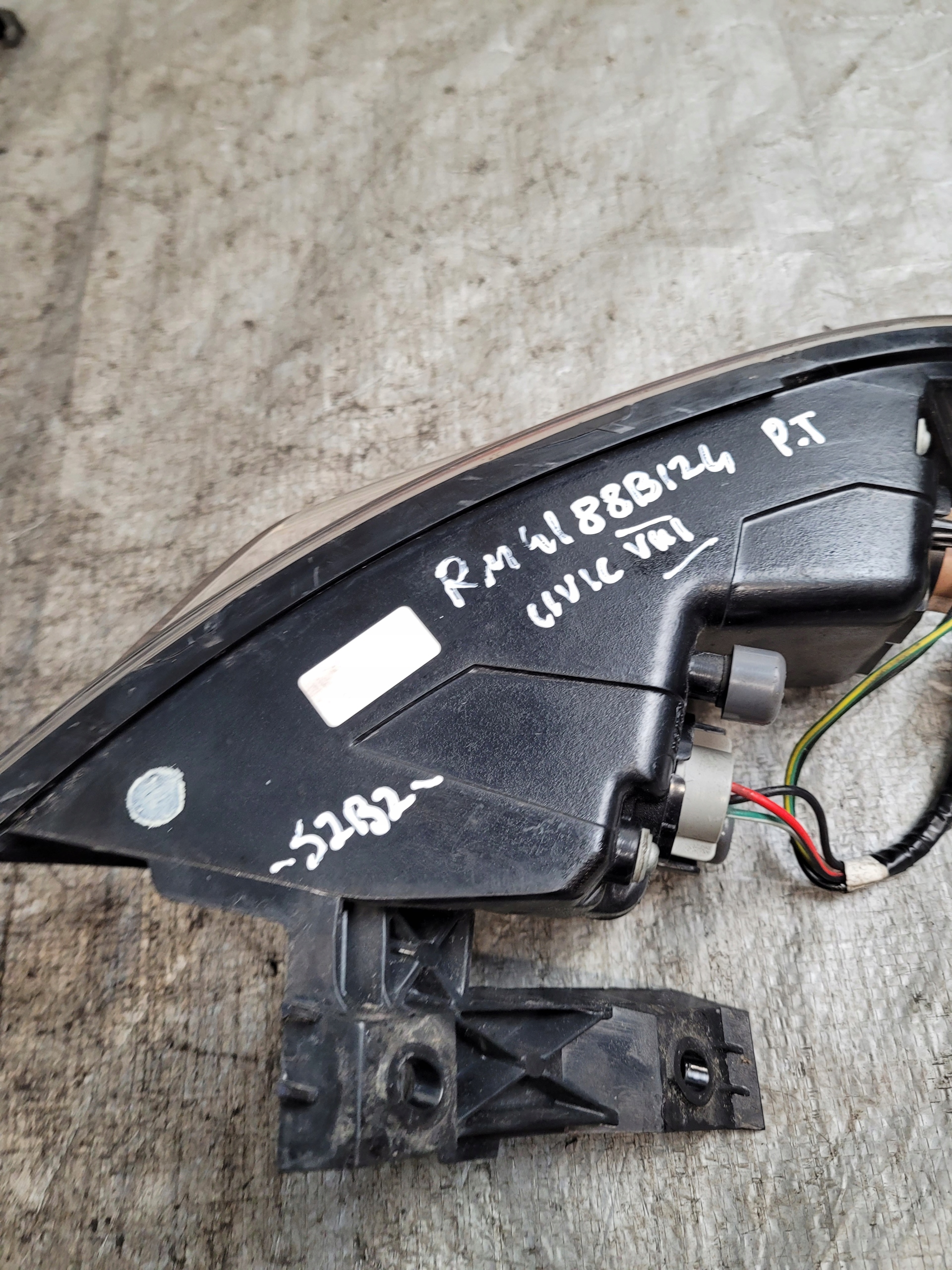 light right rear part HONDA CIVIC VIII 8 HB