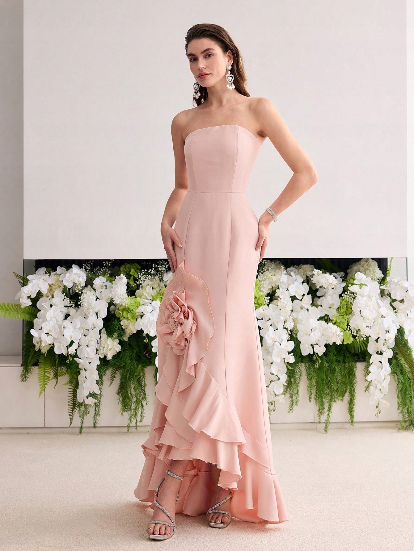 Asymetrické Večerní Šaty S Odhalením Ramen, Růžový Motfit, Velká 40