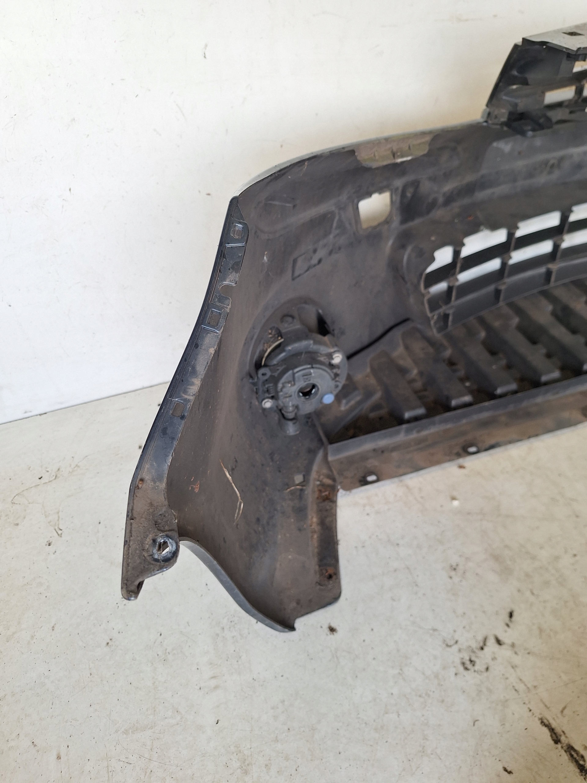 NISSAN NOTE E11 LIFT 09-12 bumper + grille