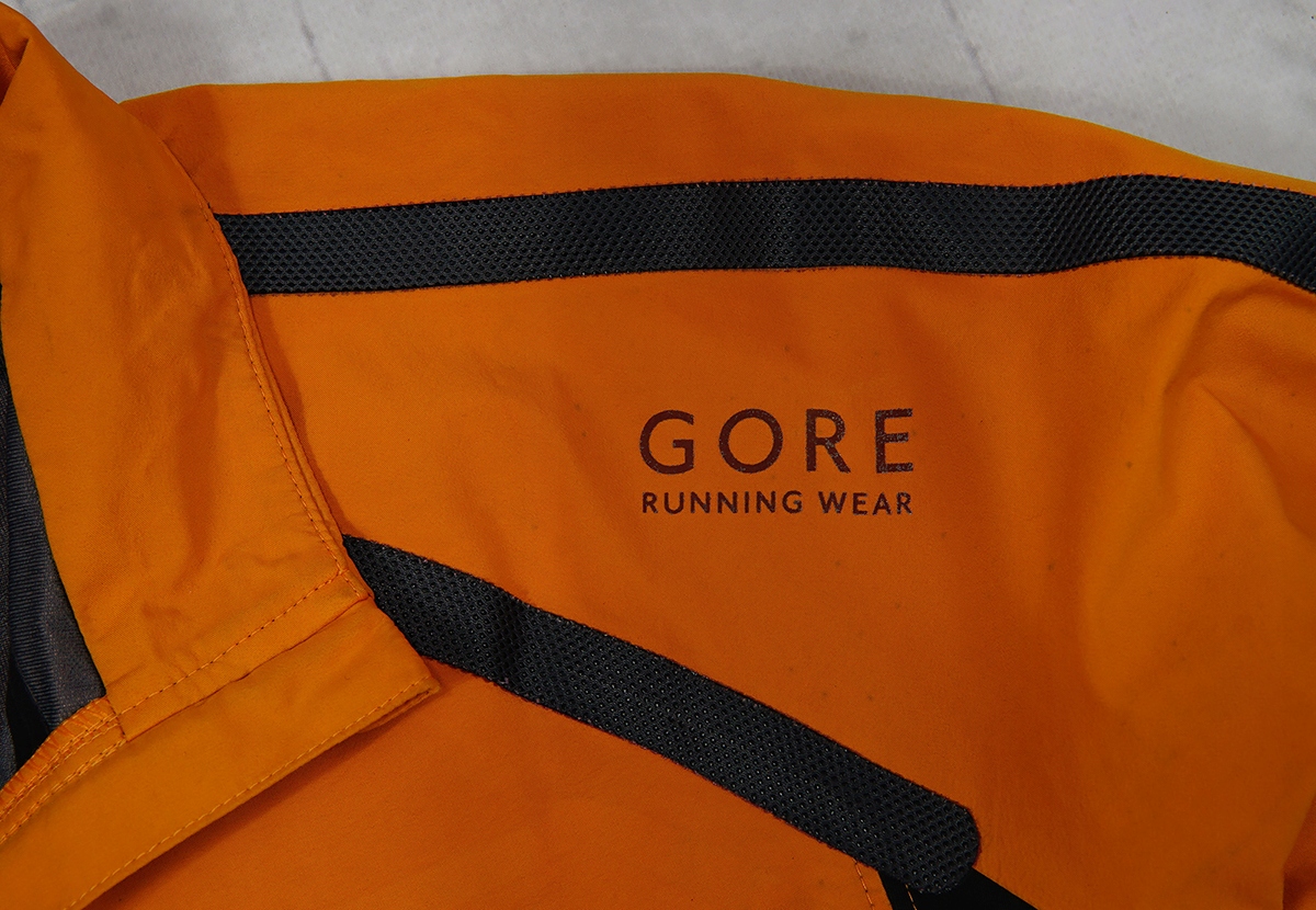 GORE RUNNING WEAR _ KURTKA CIENKA _ S _ WOMEN Kolekcja GORE RUNNING WEAR WINDSTOPPER