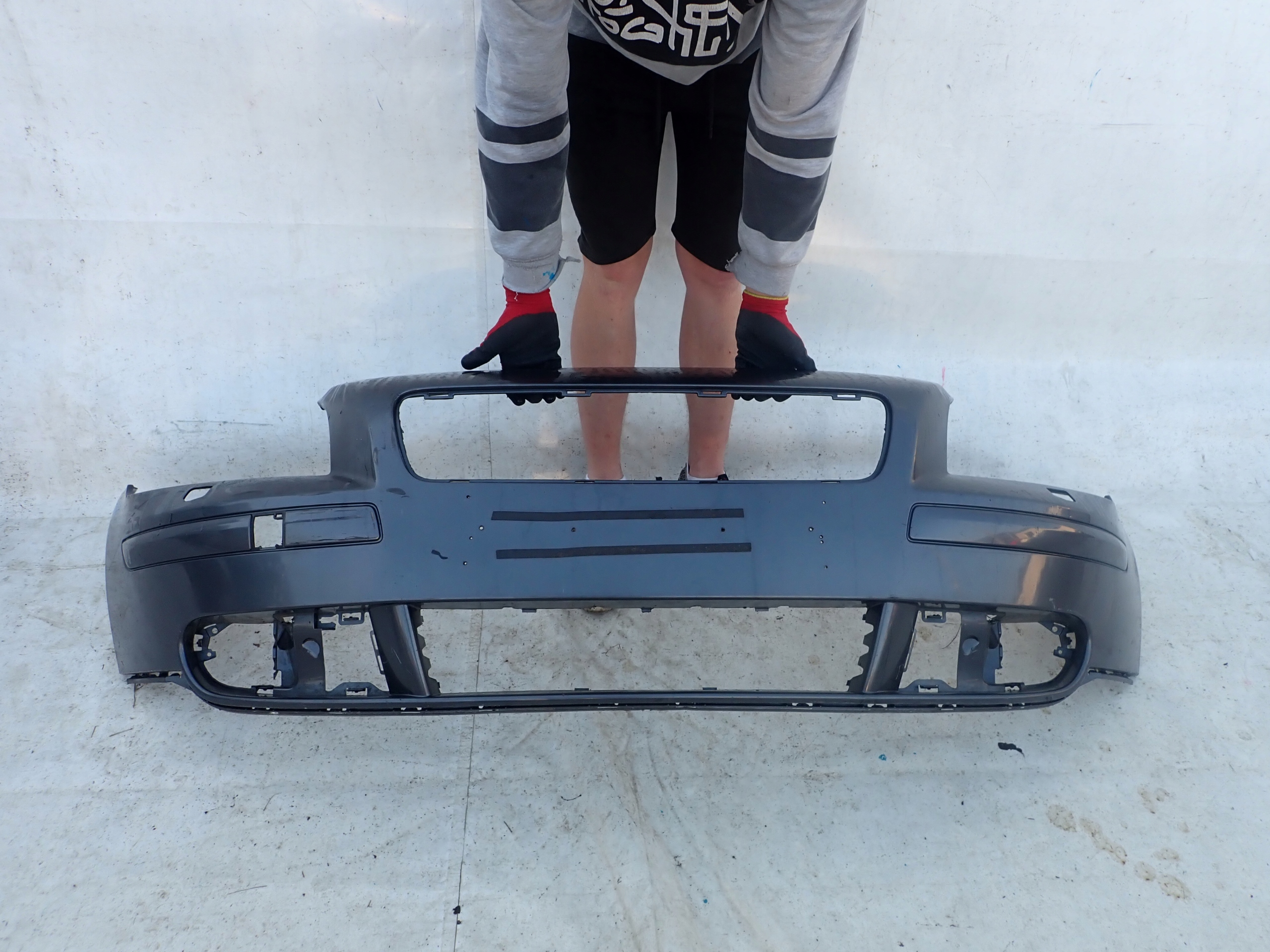 VOLVO V50 04-07 bumper front front washer