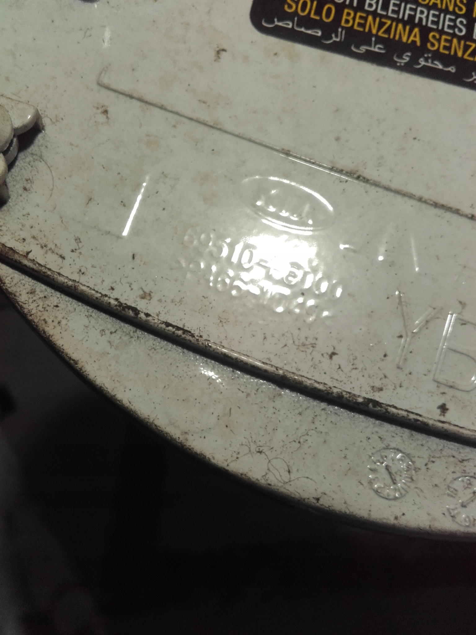 KIA RIO IV KLAPKA WLEWU PALIWA Car type Passenger cars