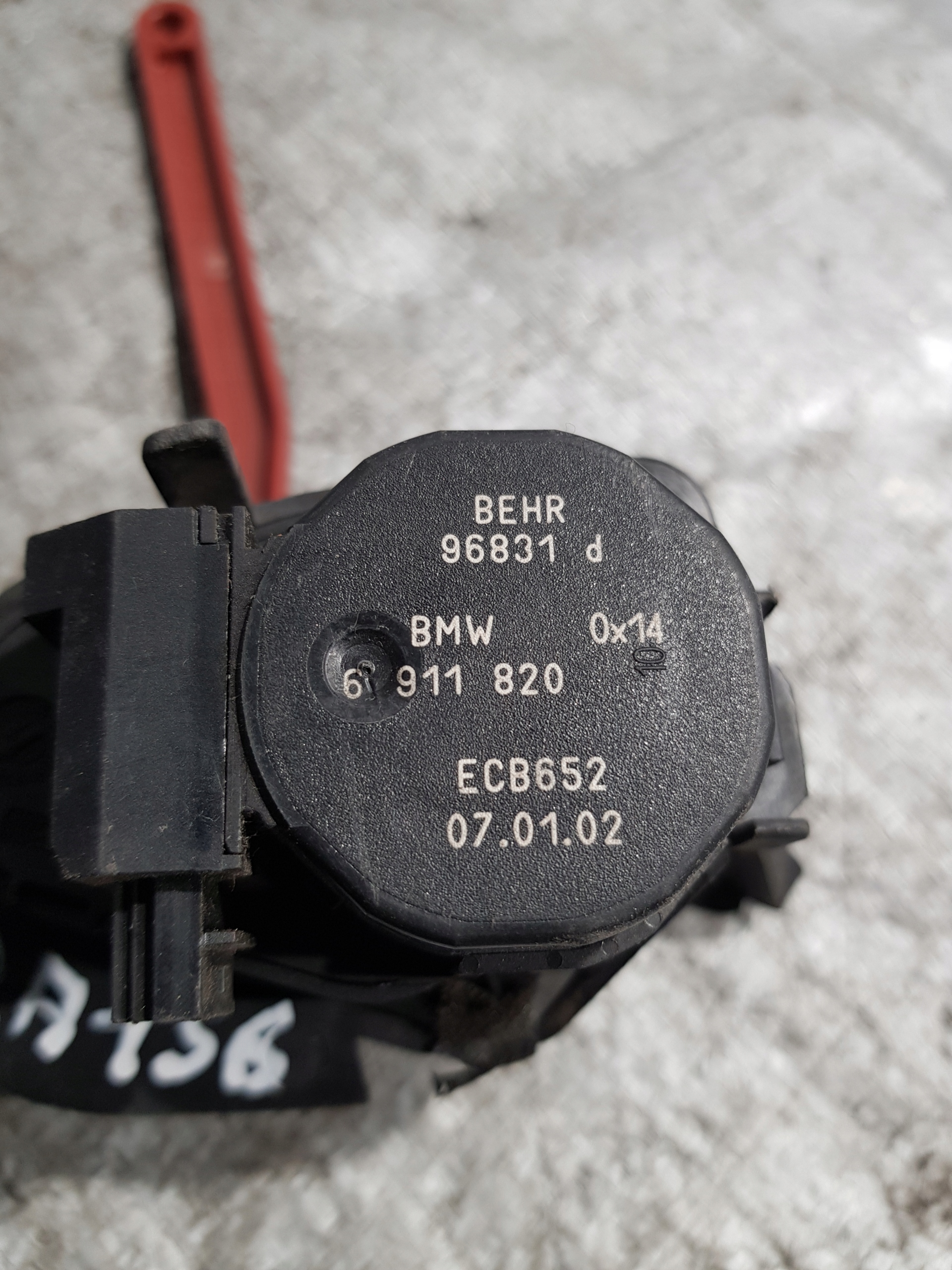 Motorino GRUPPO STUFA RISCALDAMENTO BMW E65 6911820