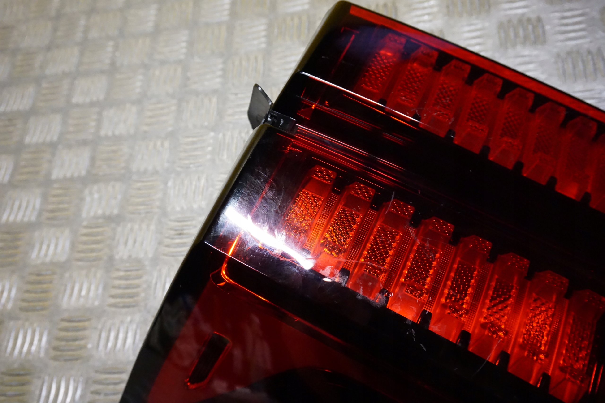 KIA SORENTO 2021 2022 2023 - LAMPA TYŁ TYLNA LEWA LED USA Rodzaj lampy dedykowana