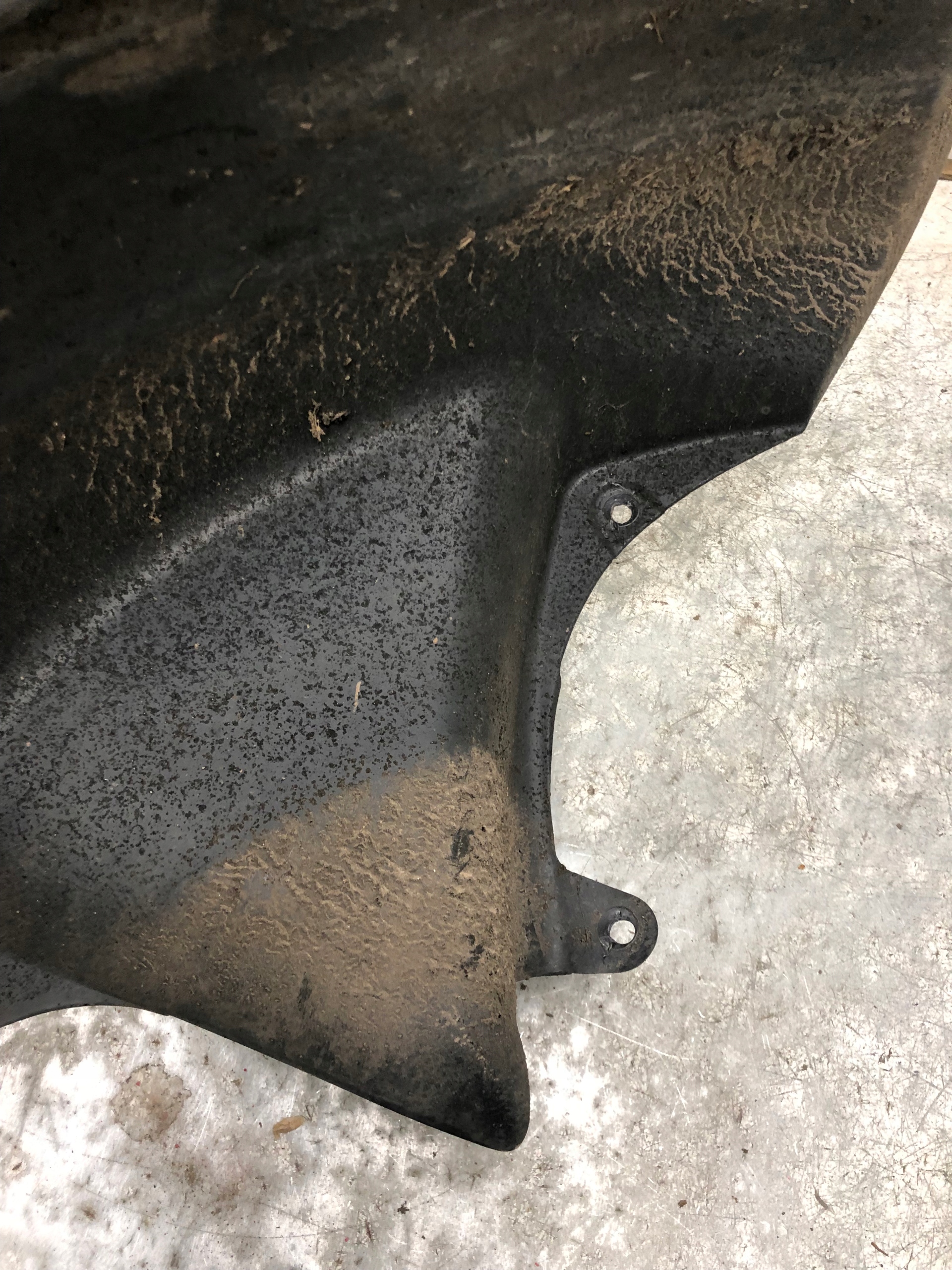 mudguard right rear part OPEL ZAFIRA A 90580536
