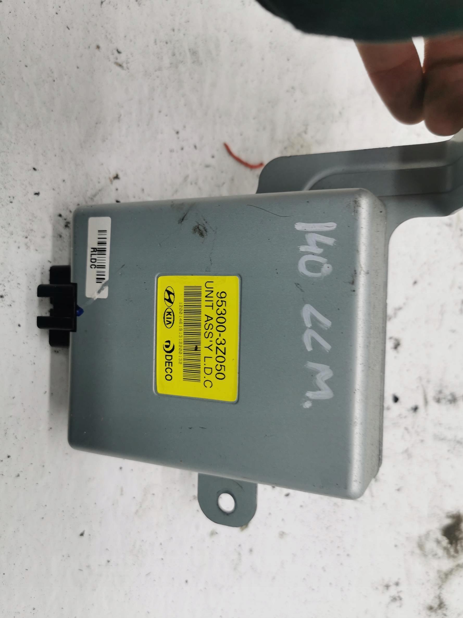 module control unit ASSY HYUNDAI I40 95300-3Z050