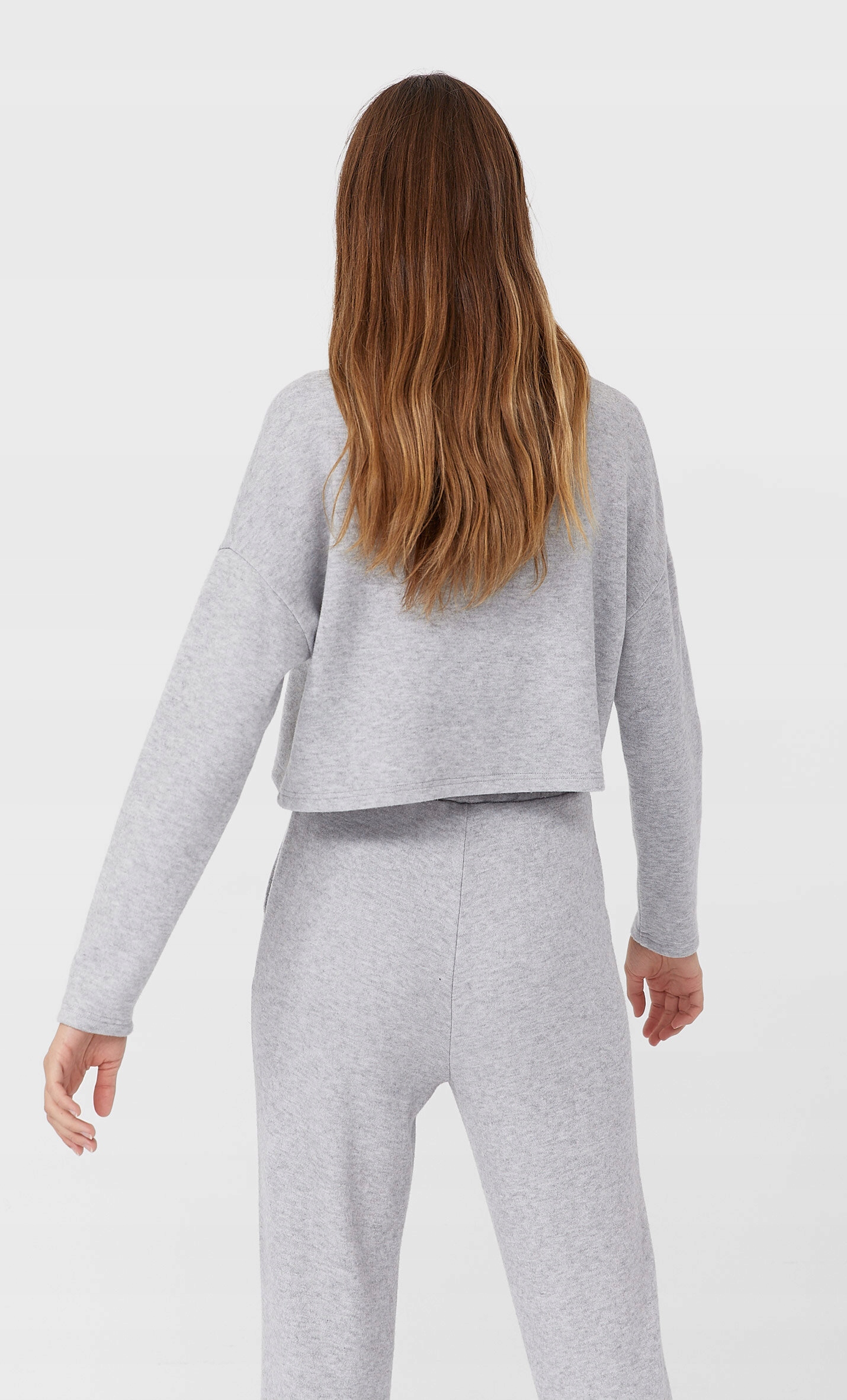 STRADIVARIUS SWETER Z PÓŁGOLFEM OVERSIZE 6759460 Model 6759/460/210