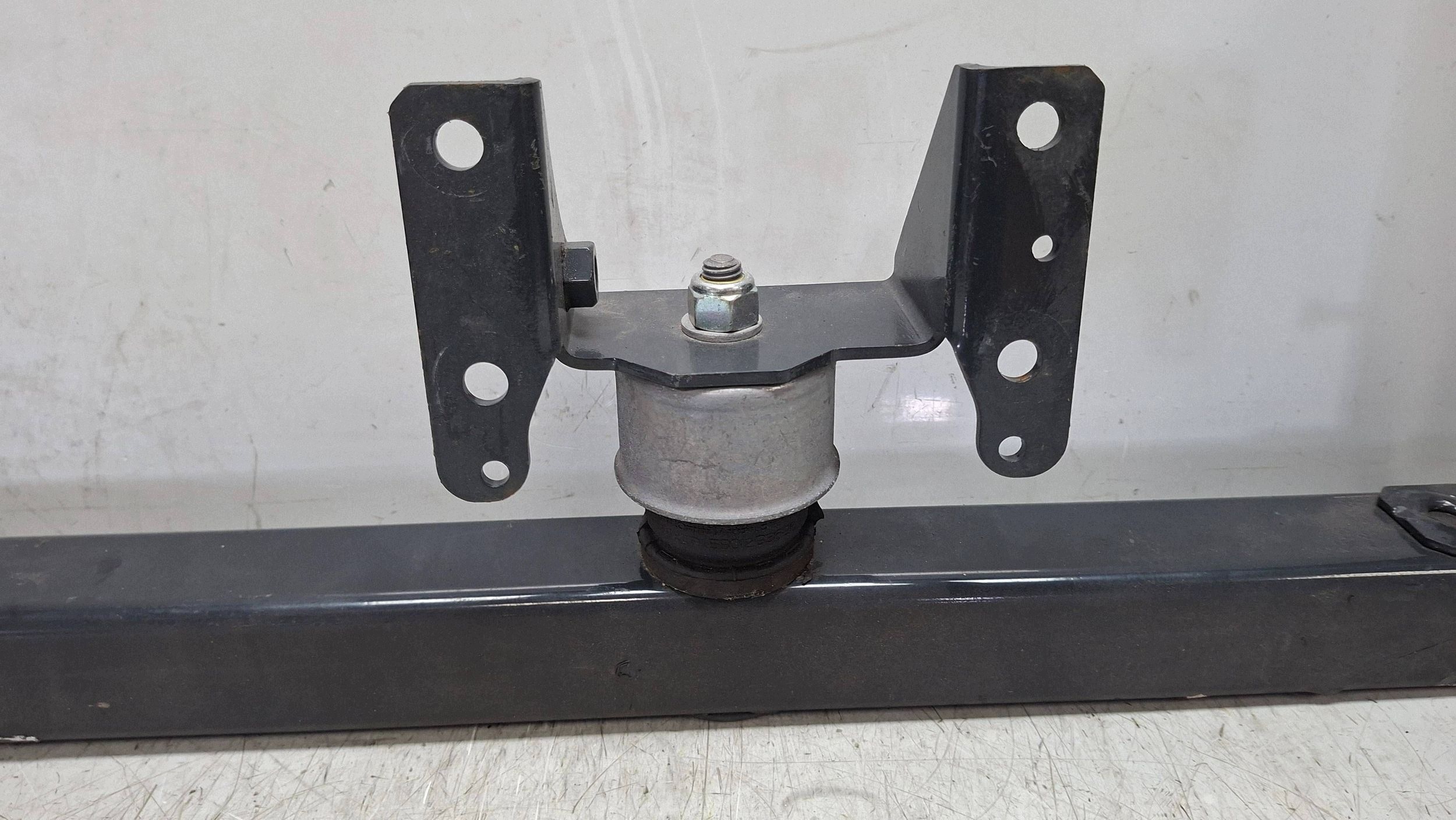 Supporto cambio ingranaggi 5802428559 IVECO DAILY IV 2014