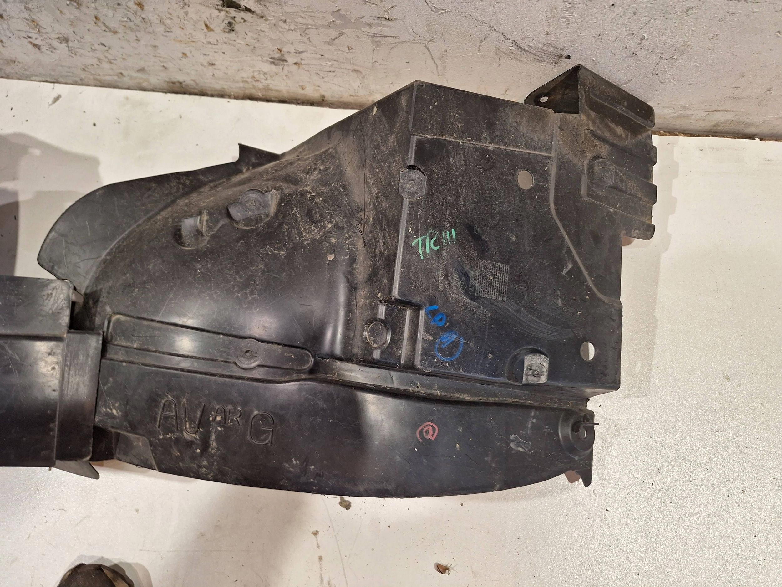 mudguard front left 638450844R RENAULT TRAFIC III TALENTO 14