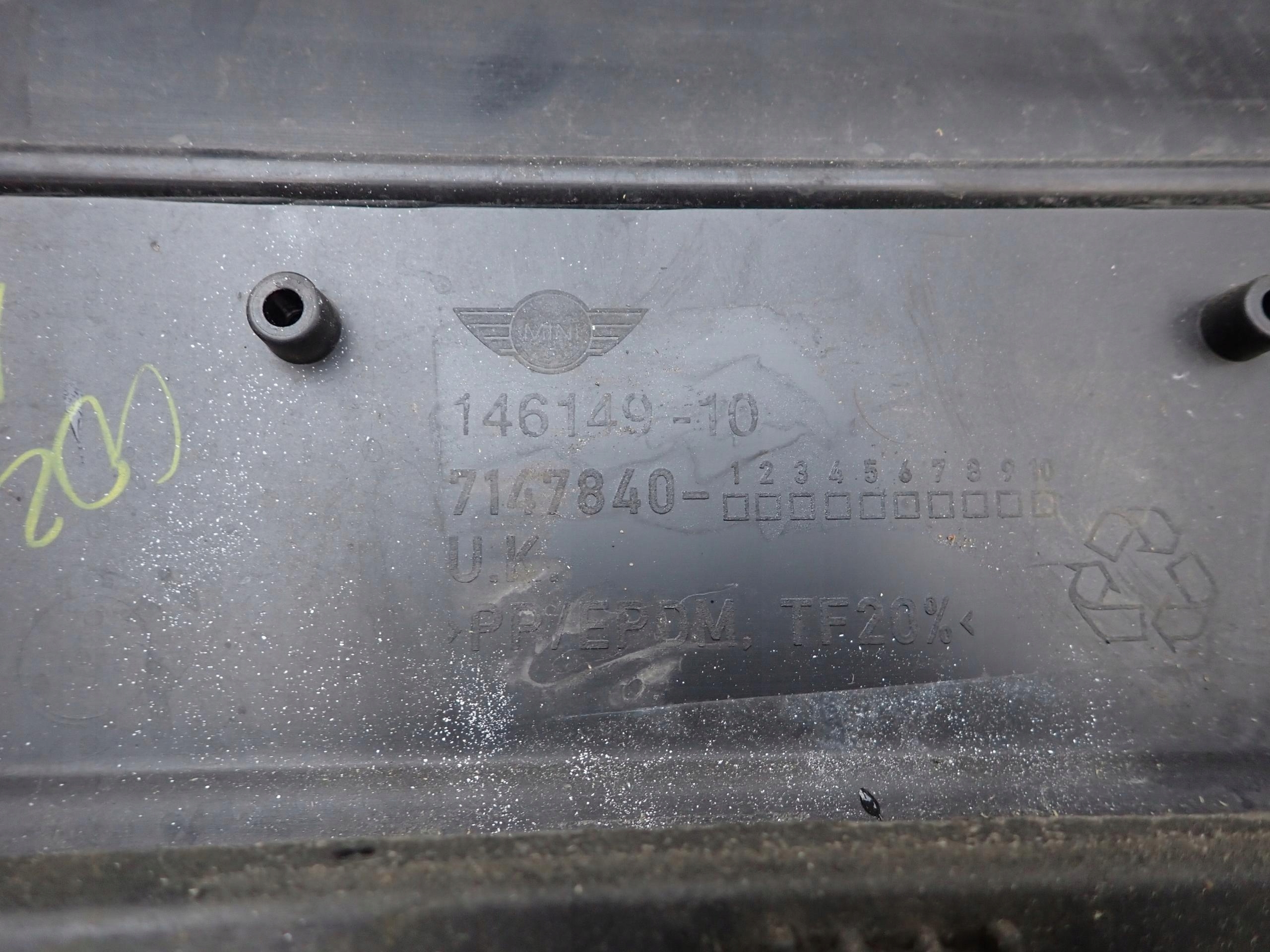 MINI COOPER ONE R56 bumper front front 07