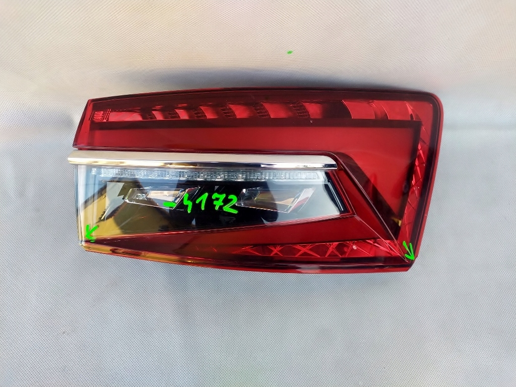 ШКОДА SUPERB III 3 РЕСТАЙЛІНГ ФАРА ЗАДНЯ ПРАВА УНІВЕРСАЛ!