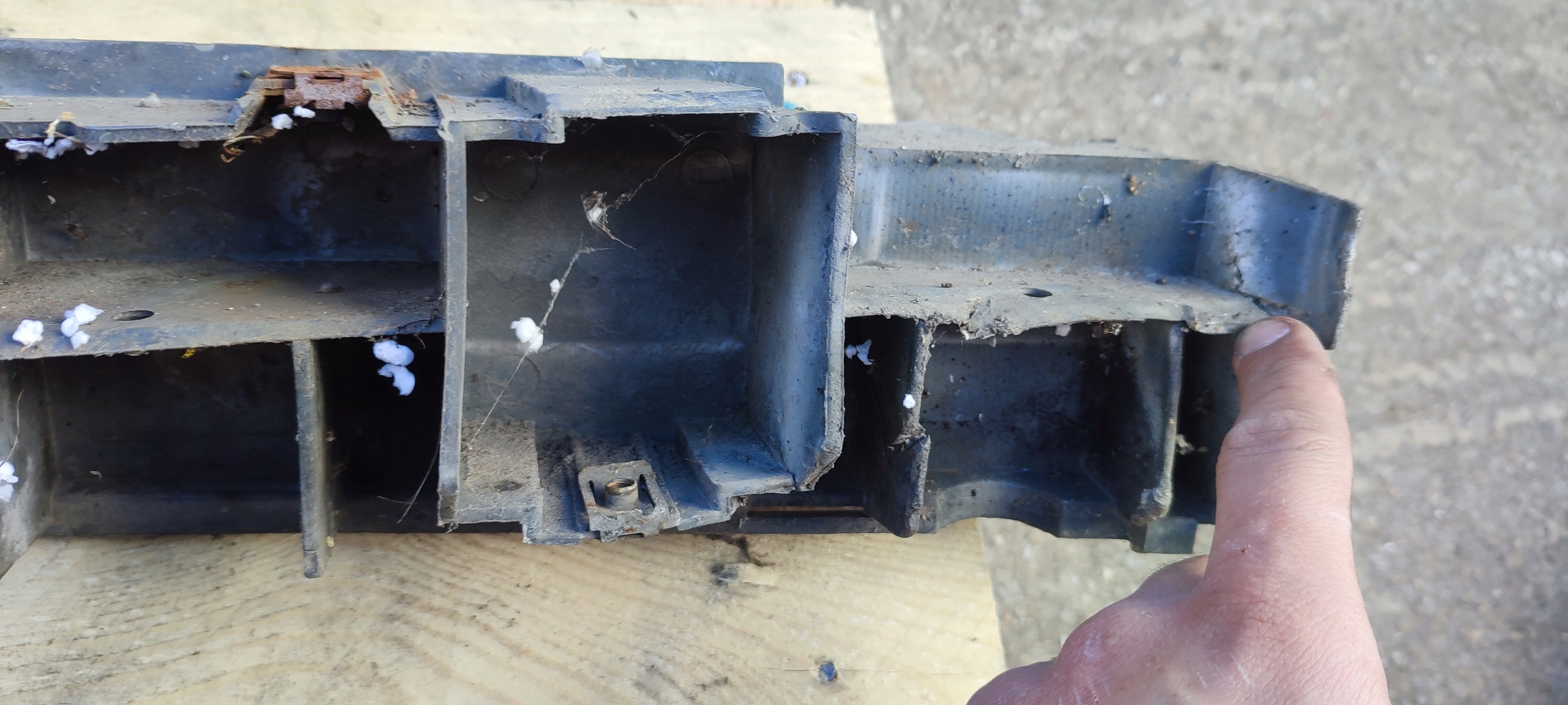 RINFORZO PARAURTI Traversa Paraurti posteriore RENAULT KANGOO e 7700304879