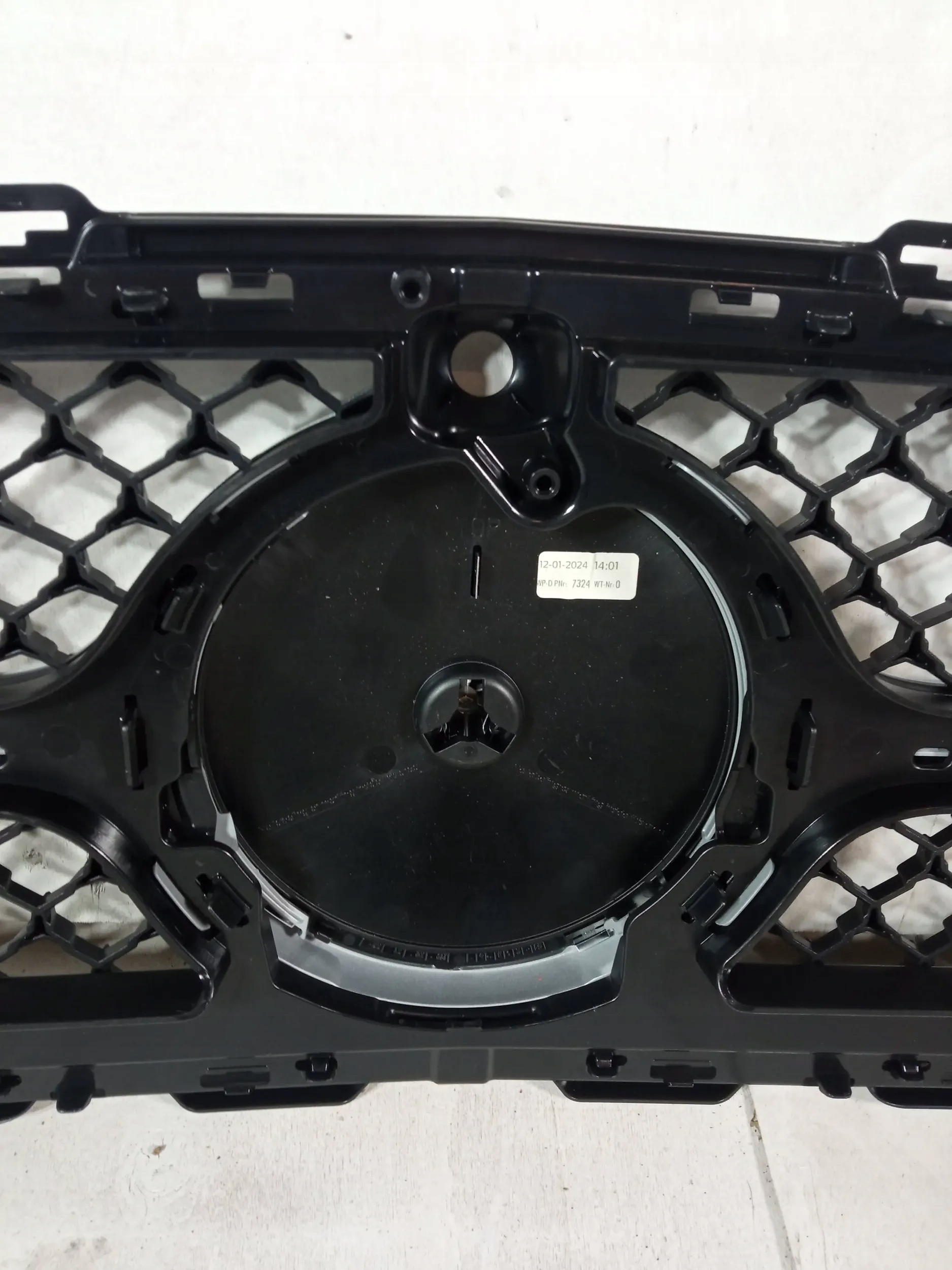 Mercedes-Benz C-Klasse W206 Kühlergrill FRONTGRILL Kühlergitter A2068882100 - Thumbnail 8