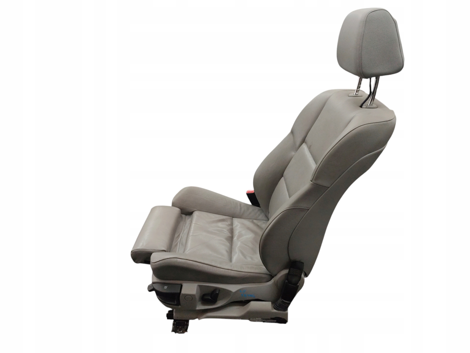 seat left front front driver´s MONITOR BMW E61 E60 (03-07)