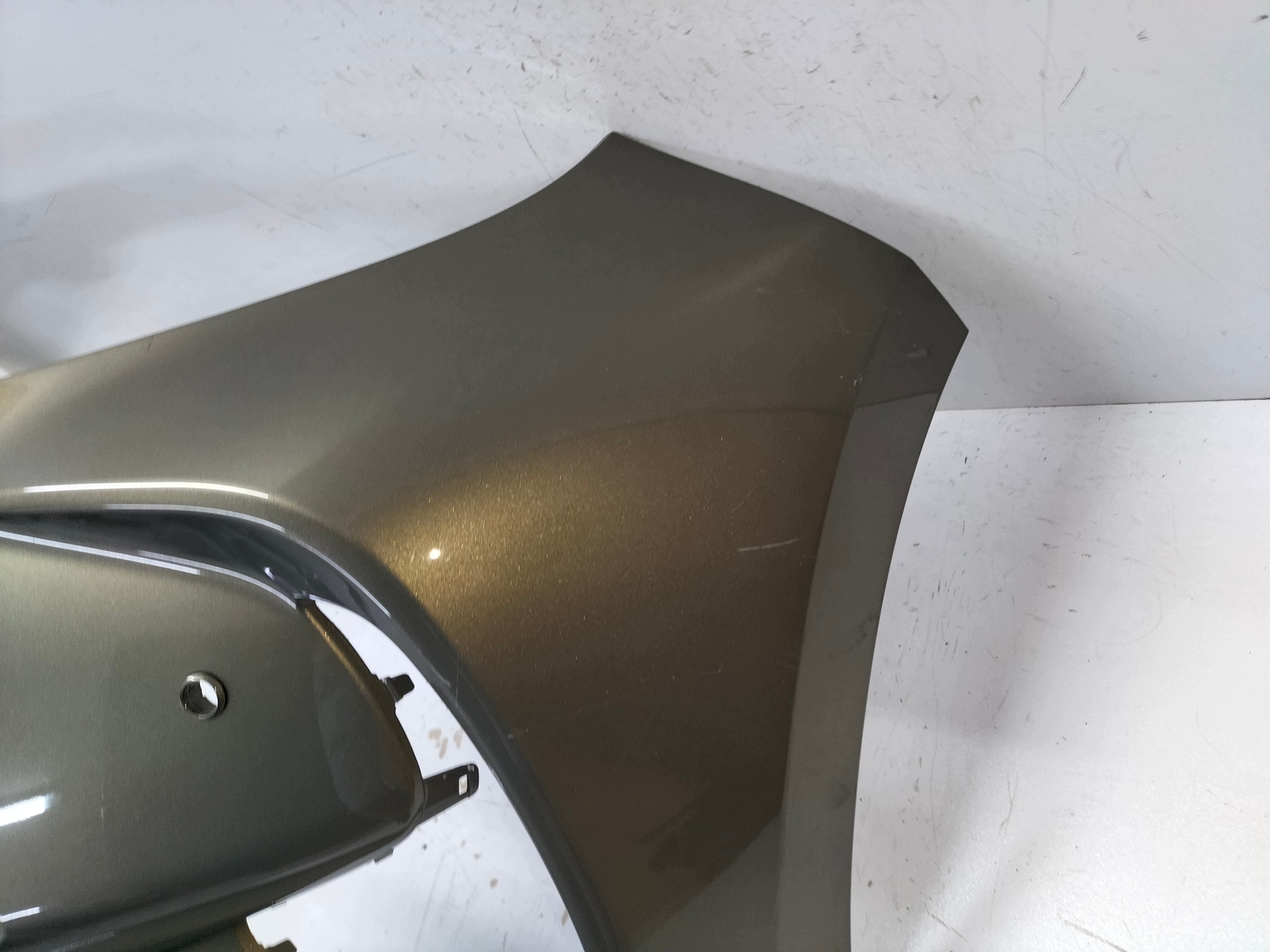 front bumper front TOYOTA YARIS 4 IV 20- wersja without washers , PDC