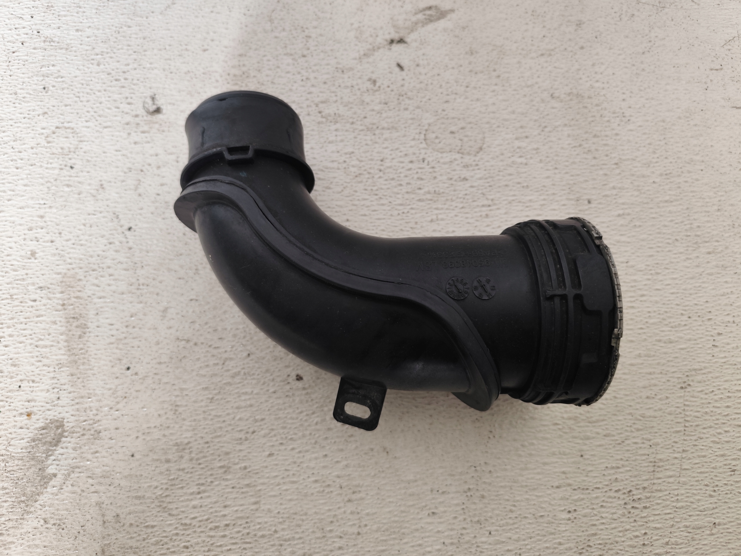 CHEVROLET CRUZE ORLANDO 2.0D pipe air hose elbow