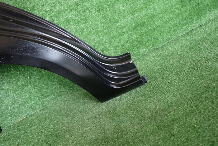 VW TOURAN 10-15 side right pillar threshold fender rear