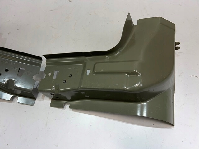 MERCEDES W447 VITO 2014- PAS TYLNY NAROŻNIK L+P Producent części Mercedes-Benz OE