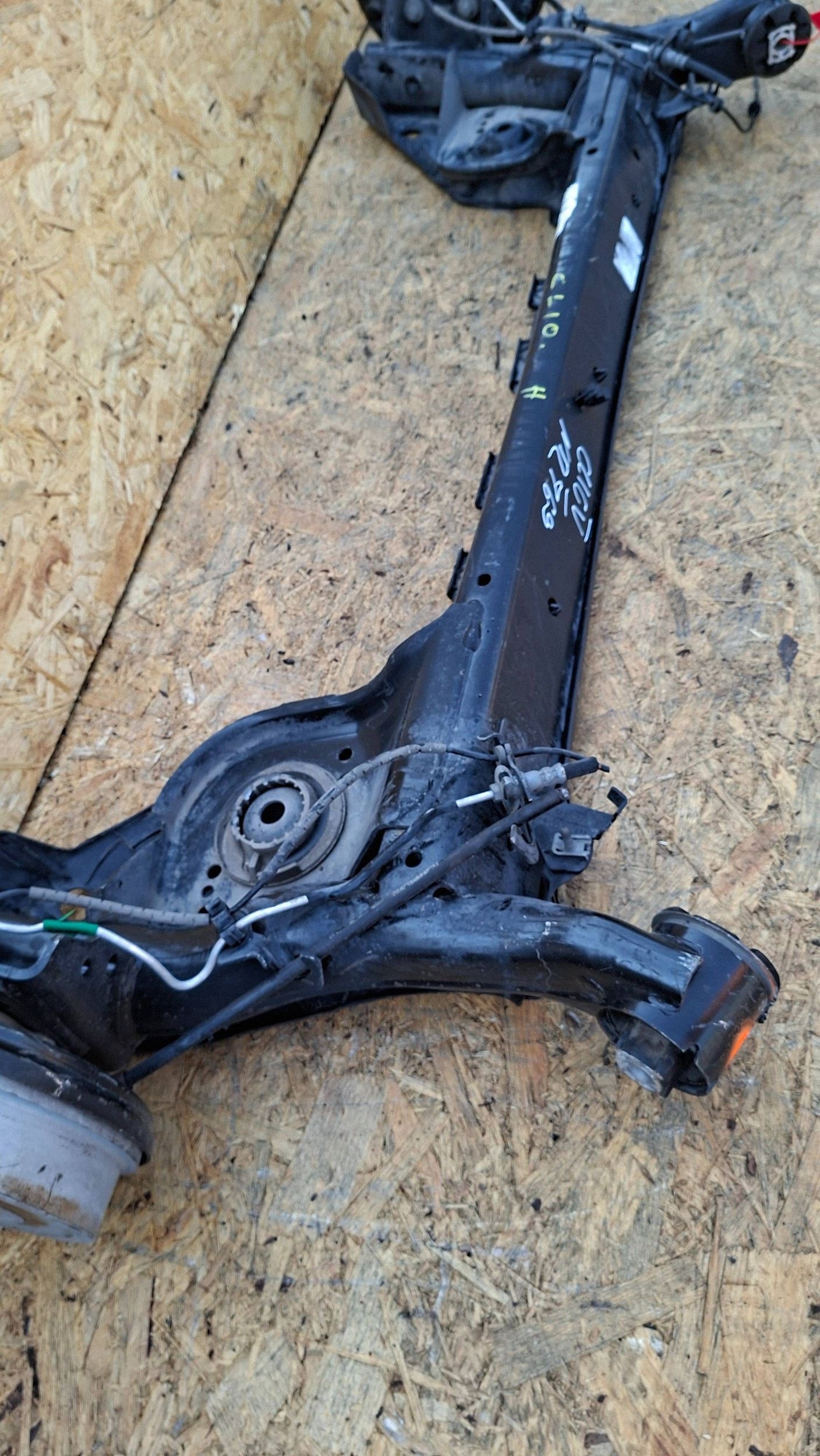 axis rear part BEBNY RENAULT CLIO V 2019