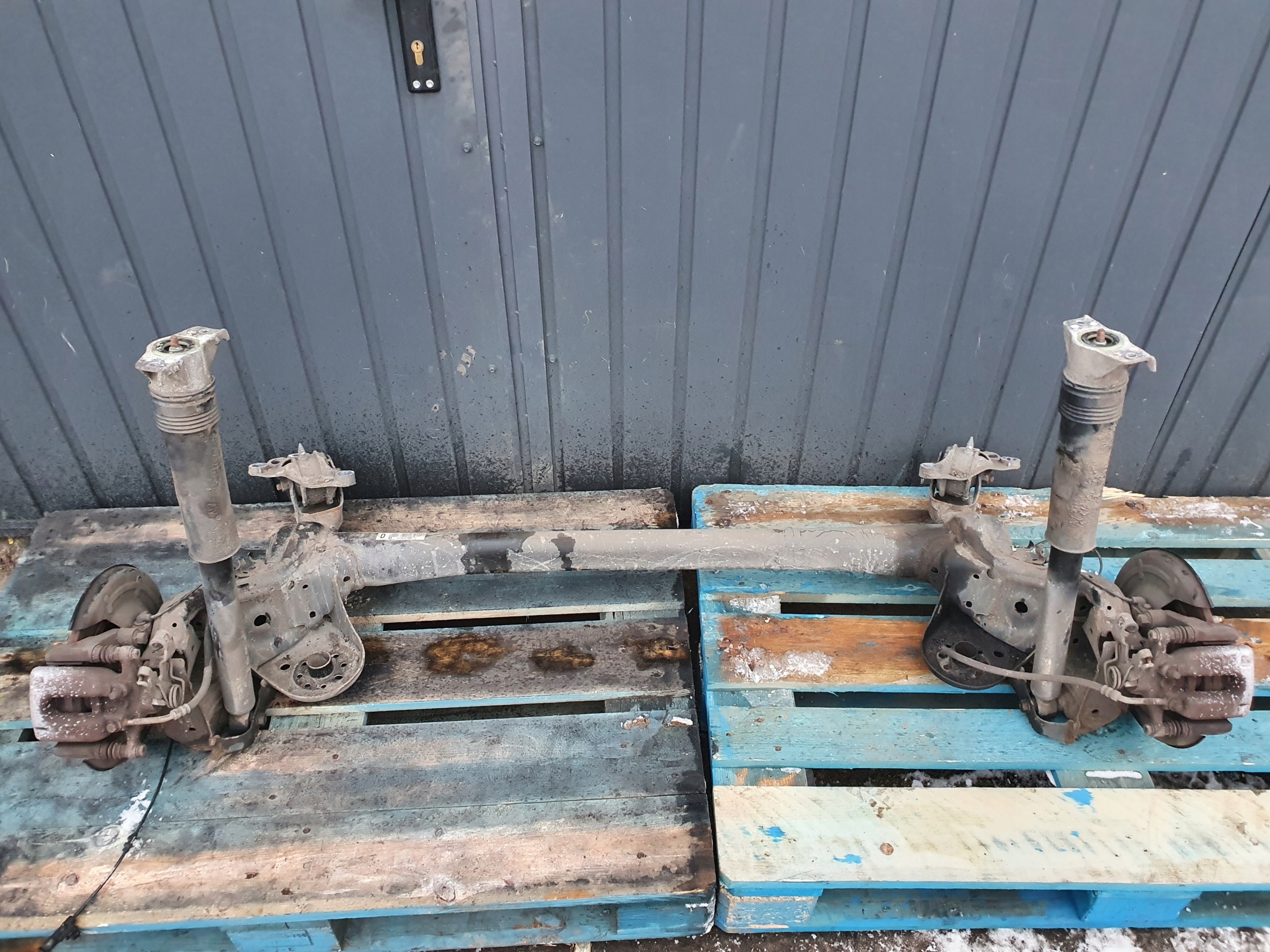 BELKA TYLNA OŚ ZAWIESZENIA OPEL ASTRA K HB