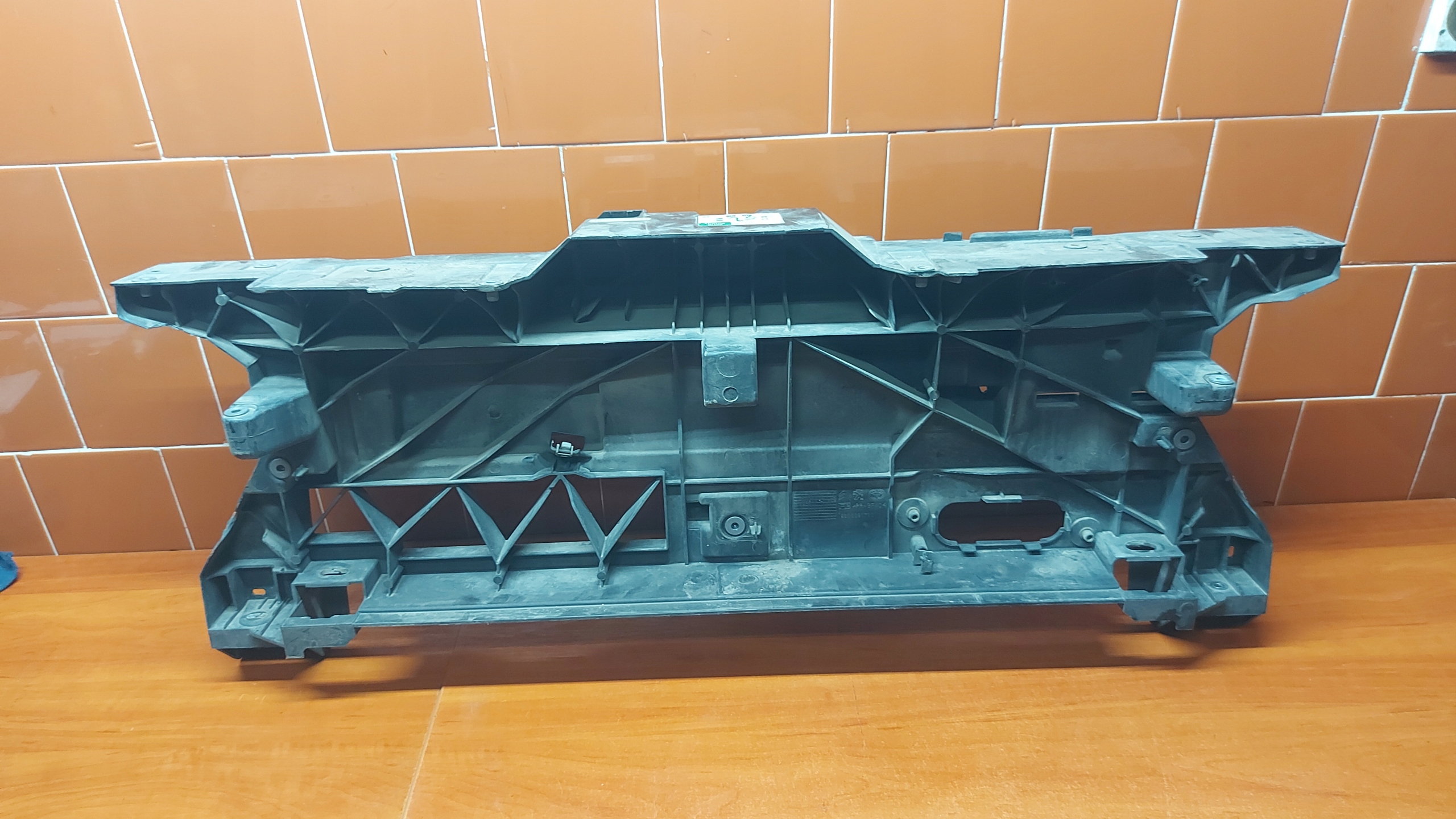 Armature Avant Traverse Console TOYOTA PROACE JUMPY EXPERT 16
