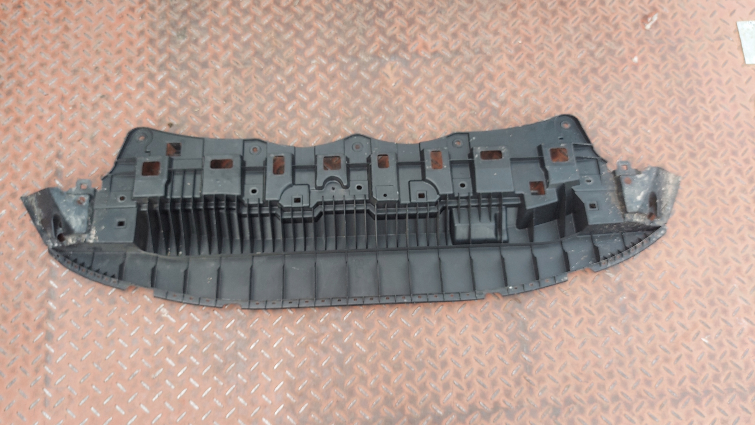 ABSORBER cover below bumper TOYOTA YARIS CROSS 21