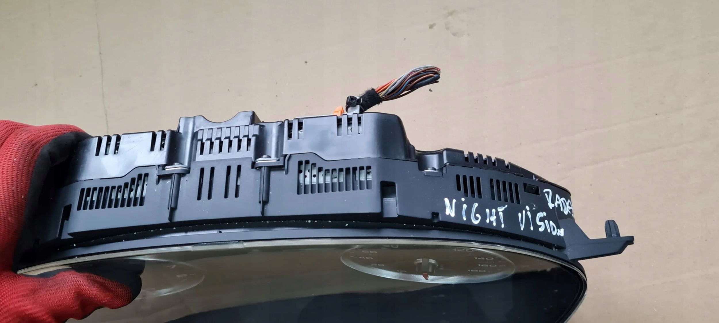 A7 4G dials clock dials 3.0 TFSI 4G8920983 below RADAR NIGHT USA