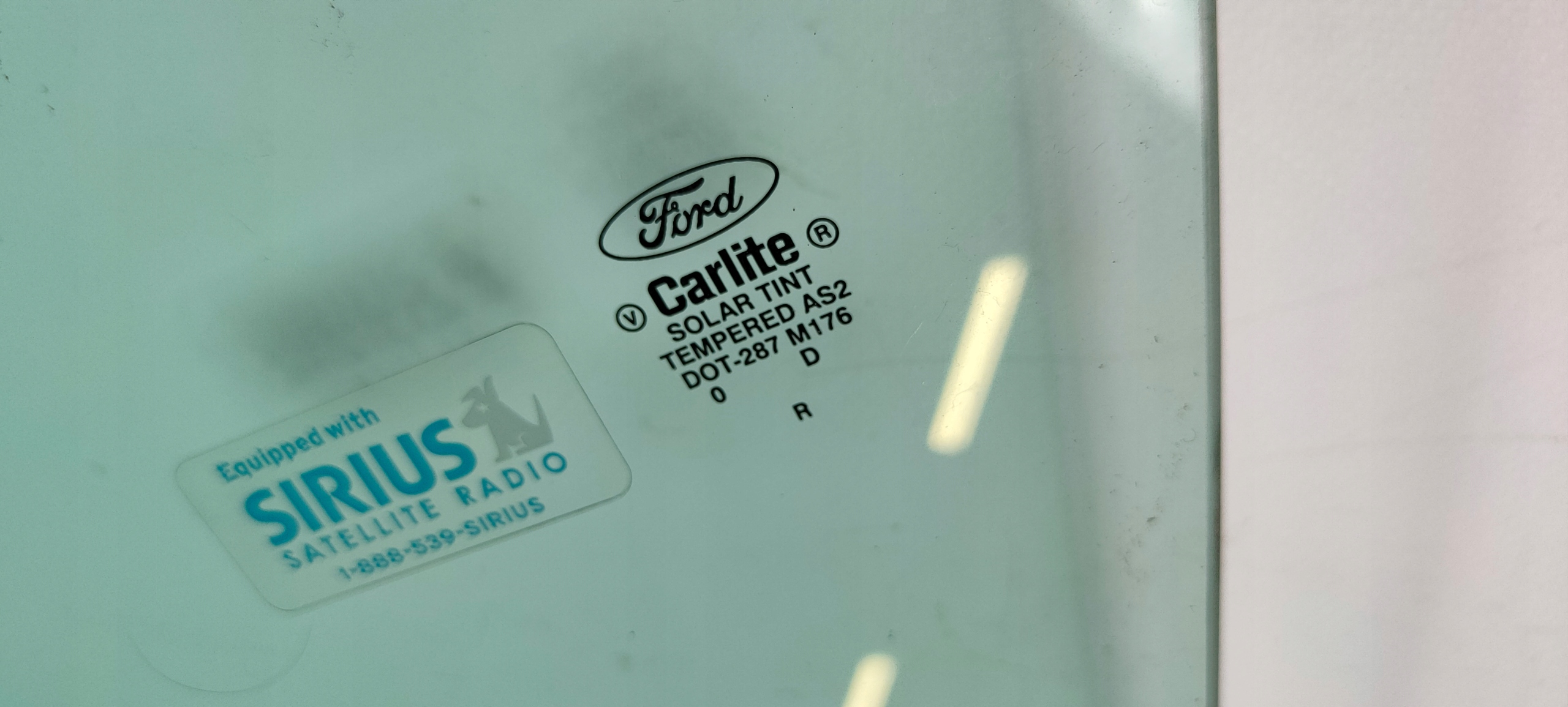 window side door left Ford Mustang Cabrio 2005-2014