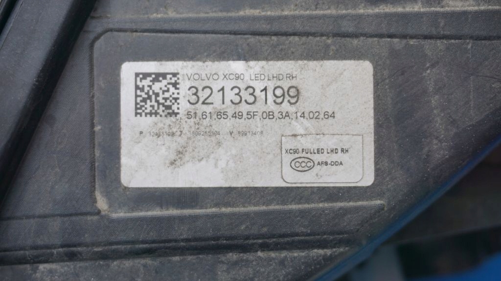 VOLVO XC90 II - light right front FULL LED