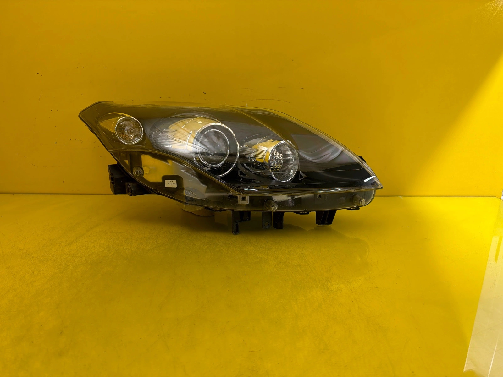 light right Renault Laguna III 3 XENON 2007- 260100043R